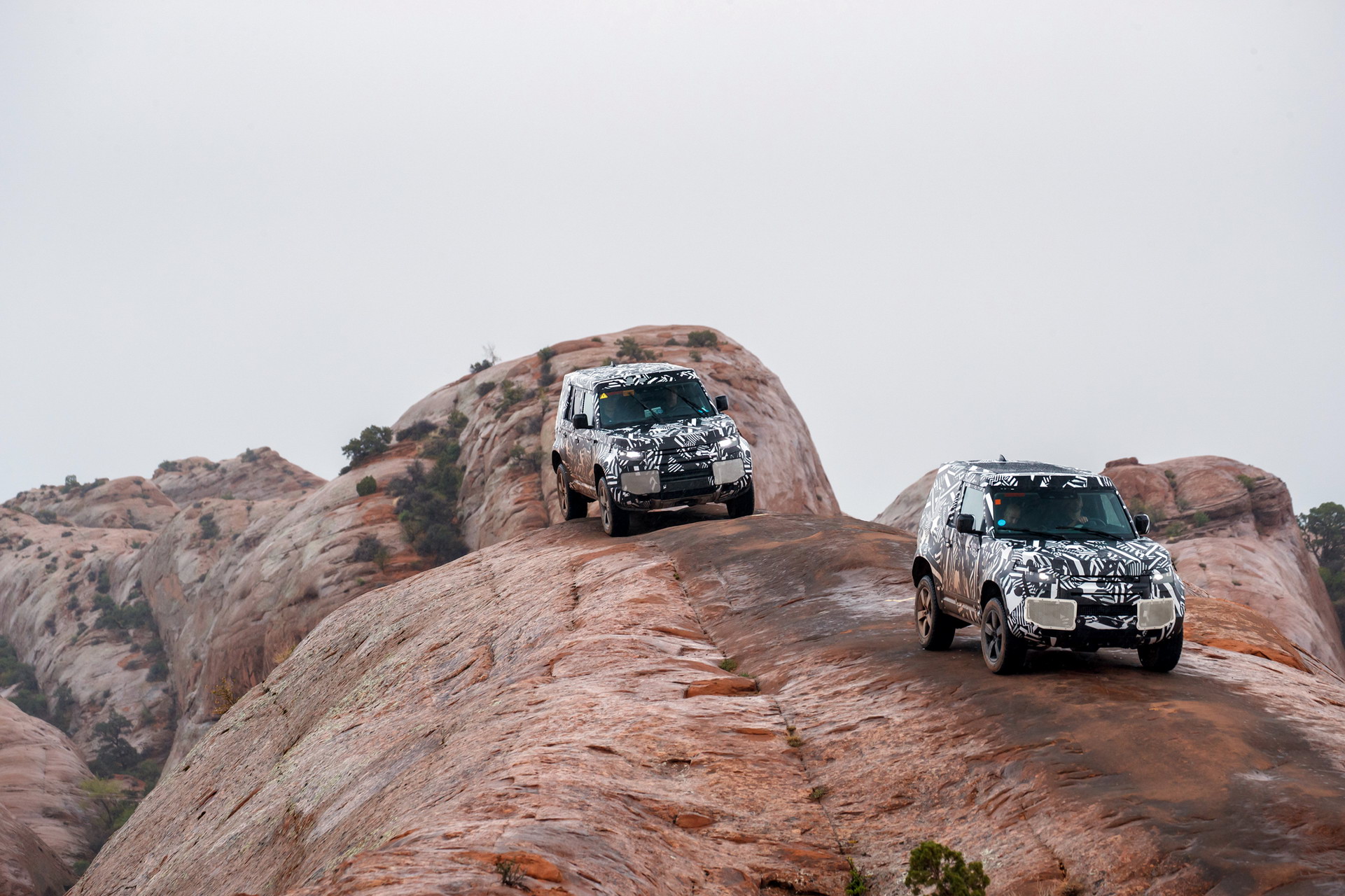 2020 Land Rover Defender Reborn As A Modern 4×4 With Advanced Tech