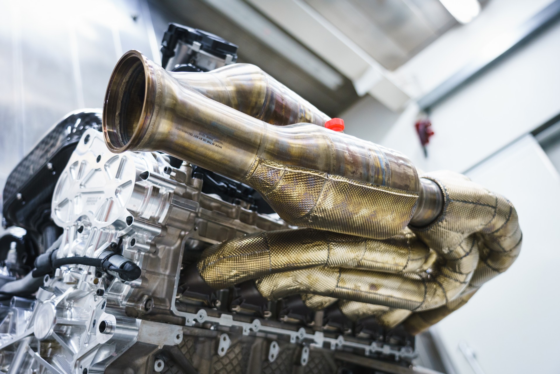 Aston Martin Valkyrie V12 Engine-6 Aston Martin Valkyrie’s Cosworth V12 Will Last For At Least 62,000 Miles, Double AMG’s One