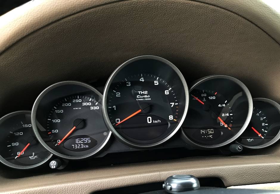 VW Multivan T5 powered by Porsche 911 Turbo engine 49 573HP VW Transporter With Porsche 911 Turbo Engine Is VW Group Synergy At Its Best