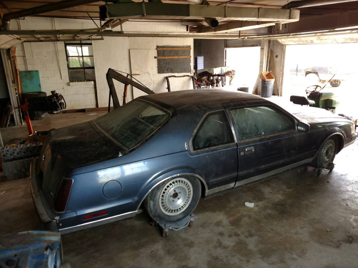 Lincoln Continental Diesel-1 This BMW-Powered Lincoln Continental Diesel Is Looking For A New Home