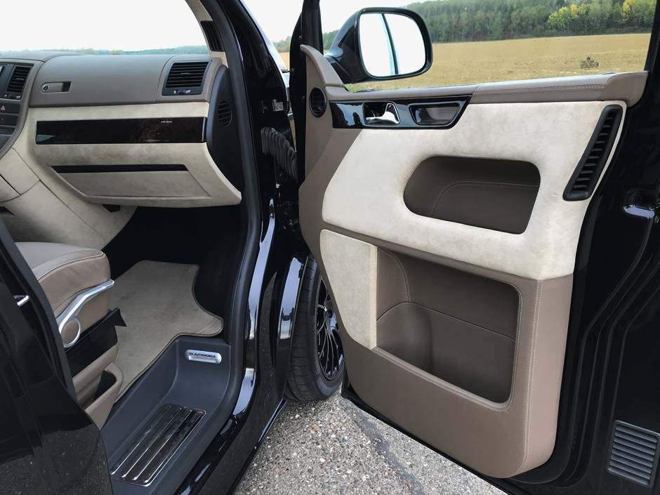 VW Multivan T5 powered by Porsche 911 Turbo engine 58 573HP VW Transporter With Porsche 911 Turbo Engine Is VW Group Synergy At Its Best