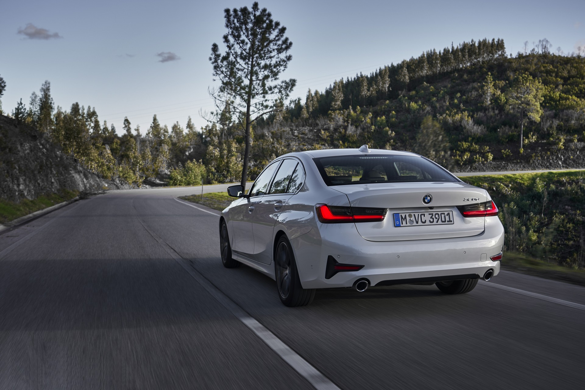 2019 BMW 3-Series-65 First 2019 BMW 3-Series Reviews Are Out (Plus 300+ Photos)