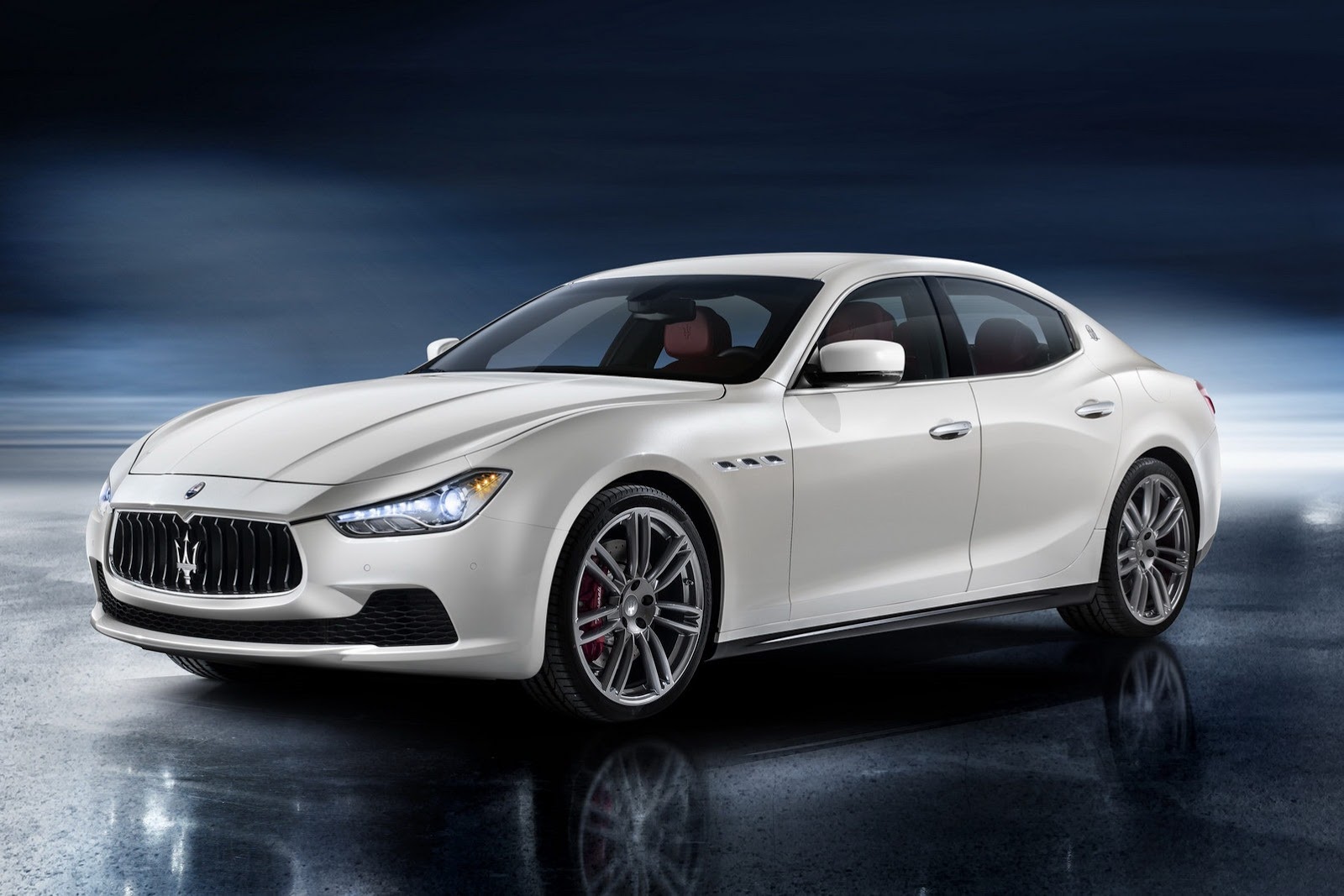 2014 maserati ghibli 1 Maserati Ghibli, Quattroporte Recalled In North America Over Fire Concern