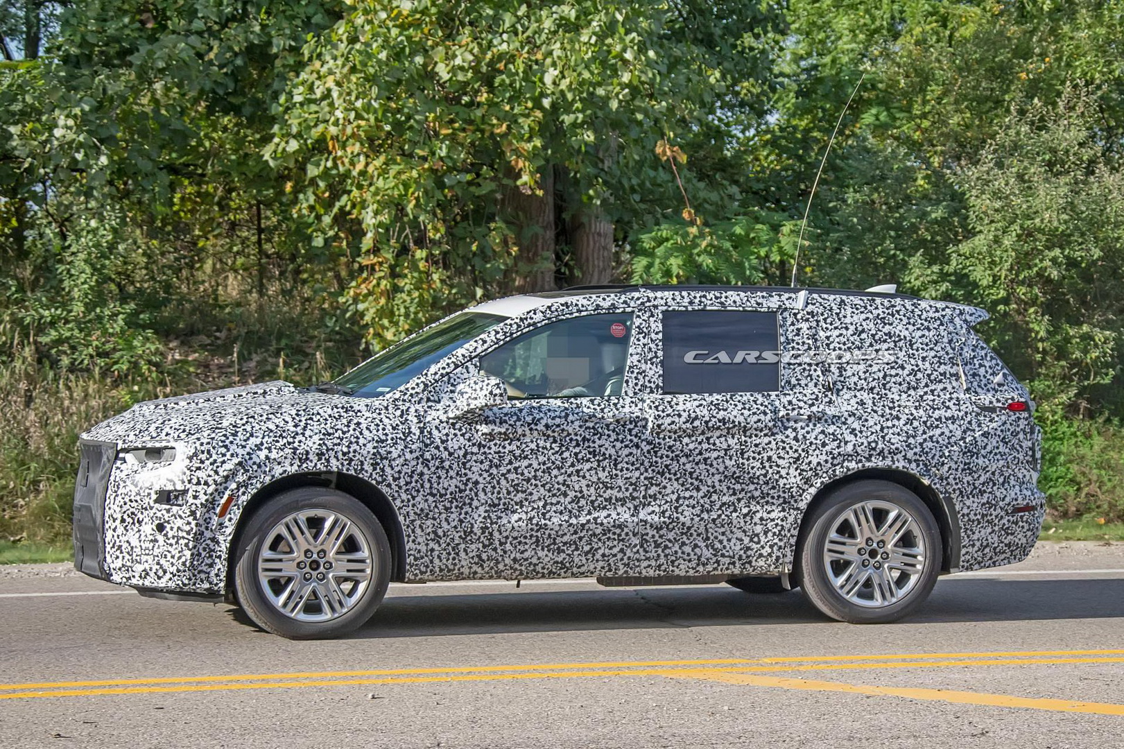 2020 cadillac xt6 8 2020 Cadillac XT6 Shows Its Escala-Inspired Face Ahead Its Debut This Weekend