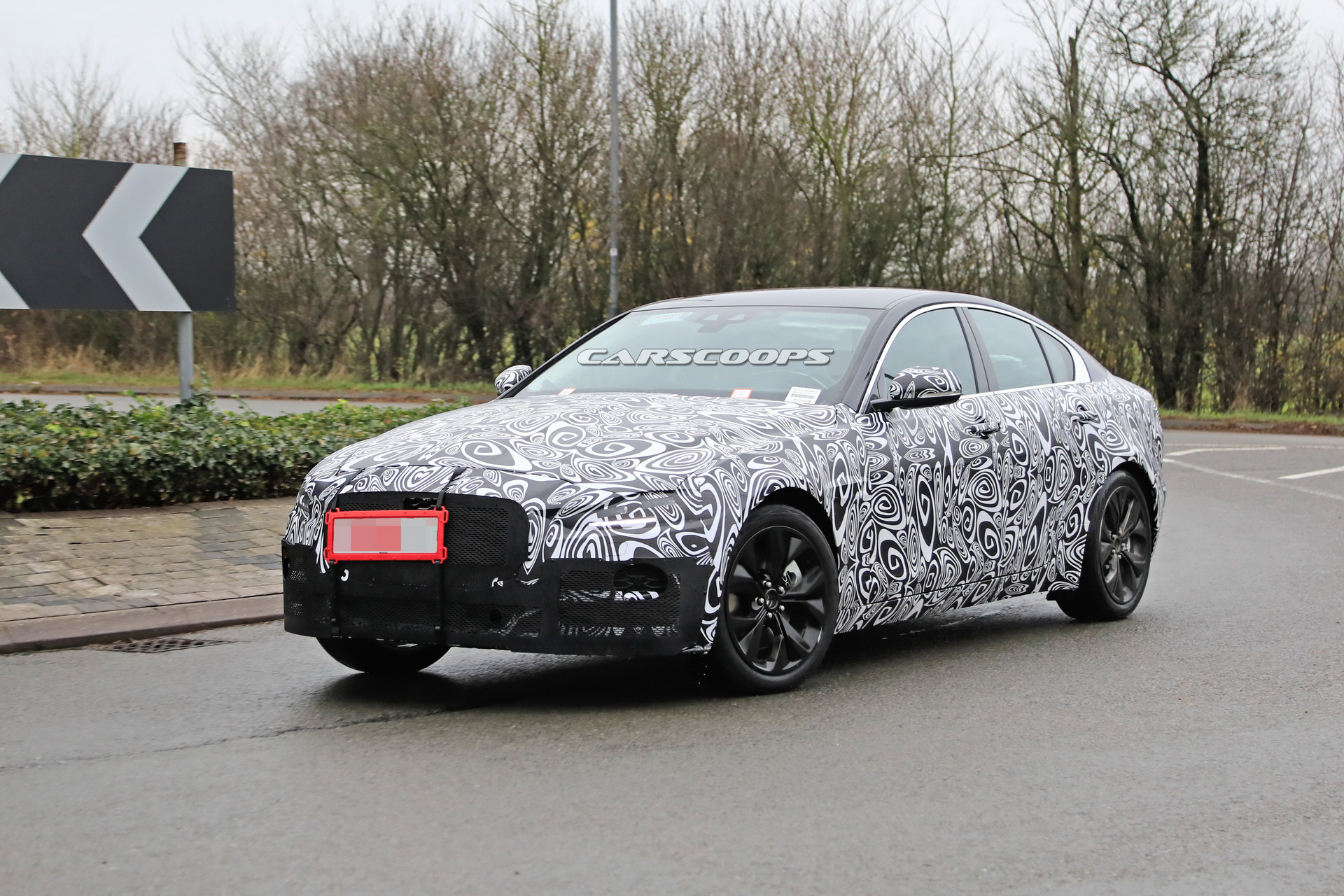 2019 jaguar xe facelift spy 3 2019 Jaguar XE Shaping Up To Be A More Competent 3-Series Rival