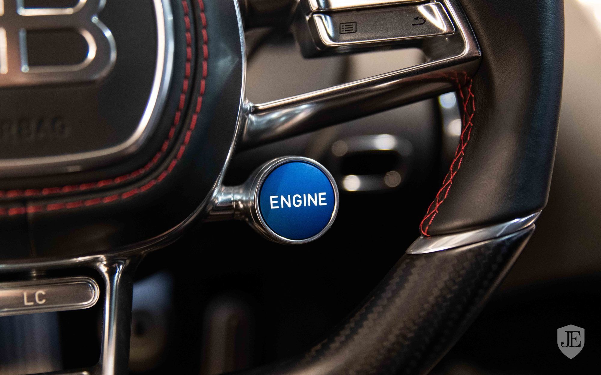 Bugatti-Chiron-For-Sale-9 Classy Red Bugatti Chiron Is A Once-In-A-Lifetime Buy