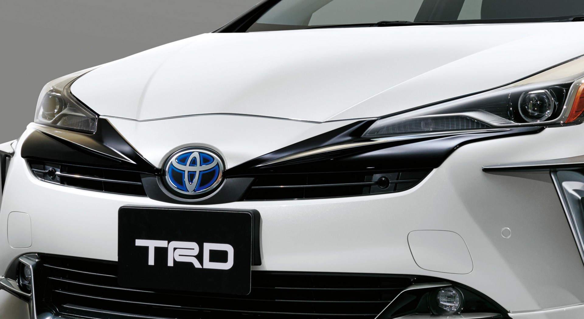 Toyota Prius TRD Parts-5 TRD Gives Facelifted Toyota Prius Some Visual Clout