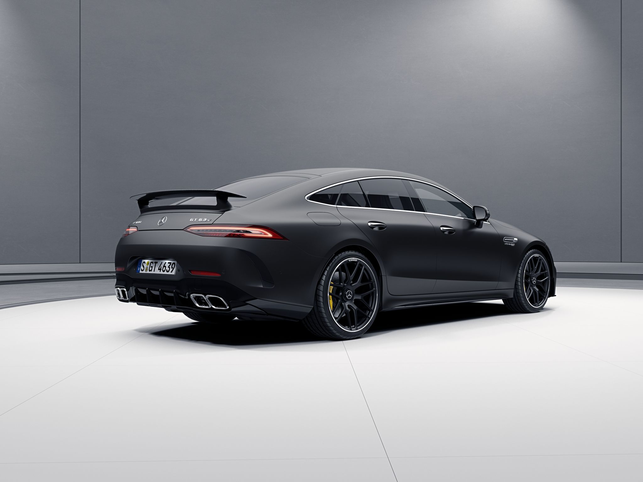 Archivnummer: SSPIP84354 Give Your Mercedes-AMG GT 4-Door Added Presence With This Aero Kit