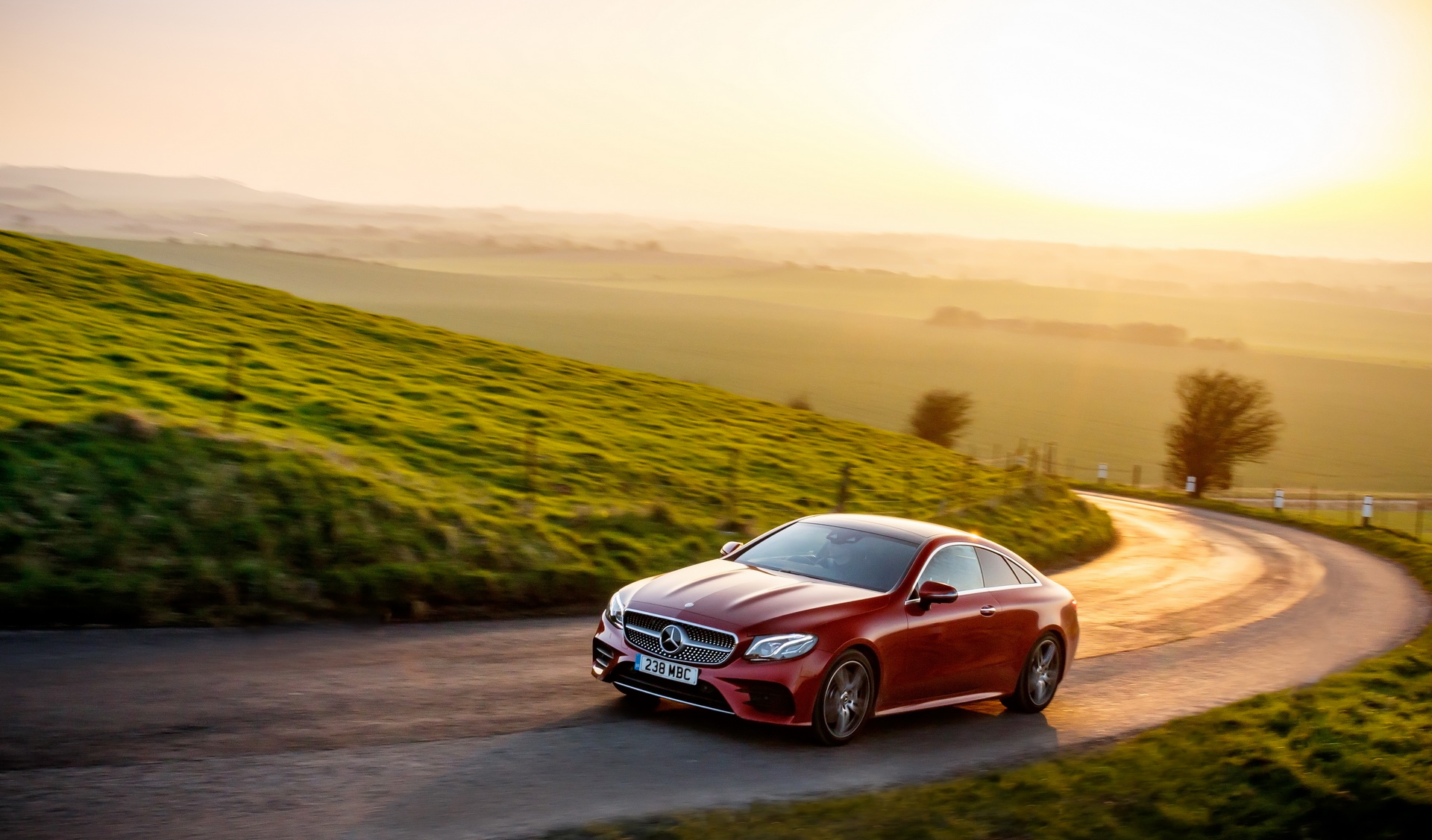2019-Mercedes-E350-UK-01 2019 Mercedes E350 Coupe And Cabriolet Arrive In UK With 300HP Hybrid Powertrain