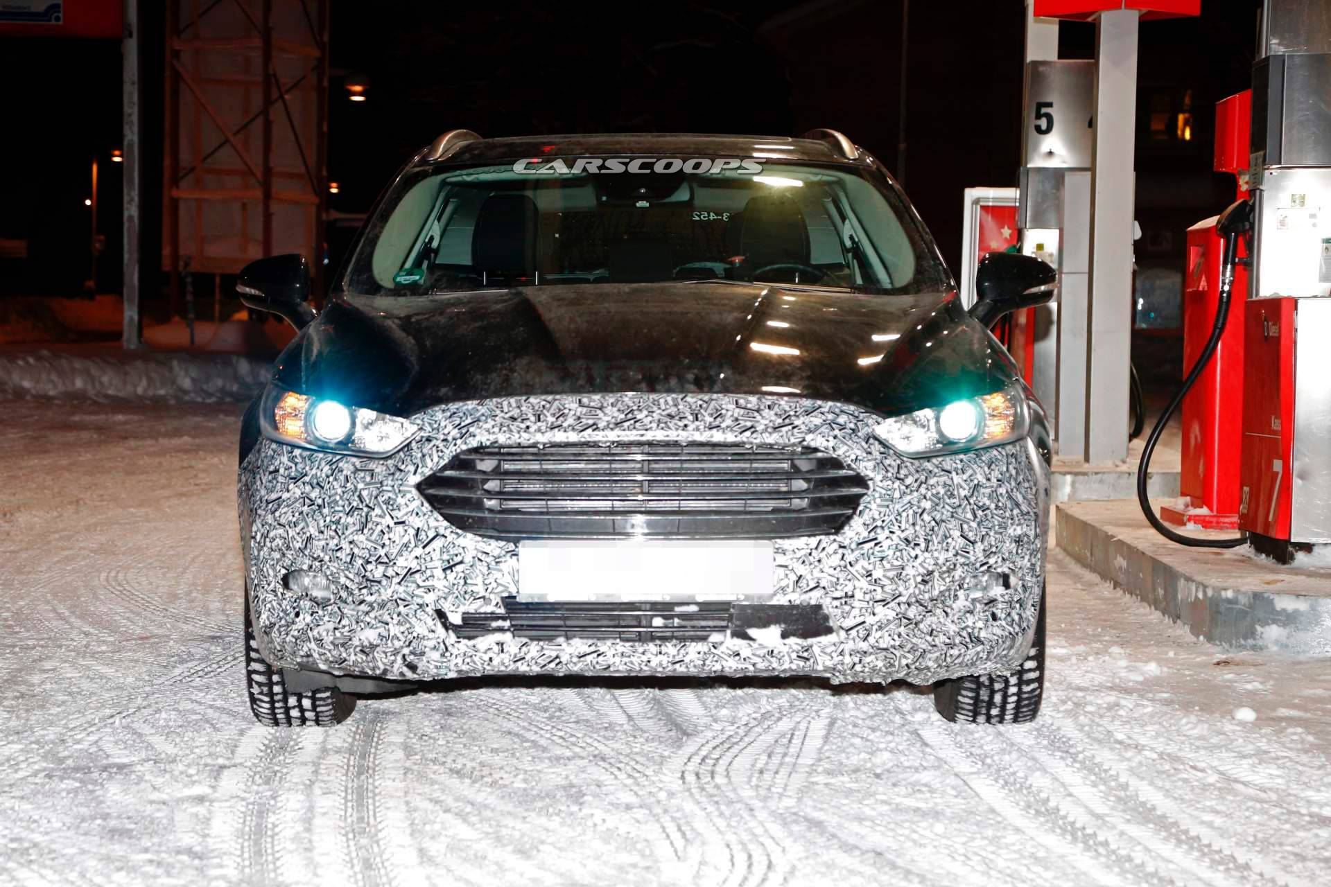 2019 Ford Mondeo Estate facelift spy shots 8 2019 Ford Mondeo Wagon Facelift Spied, Could Be The New Hybrid