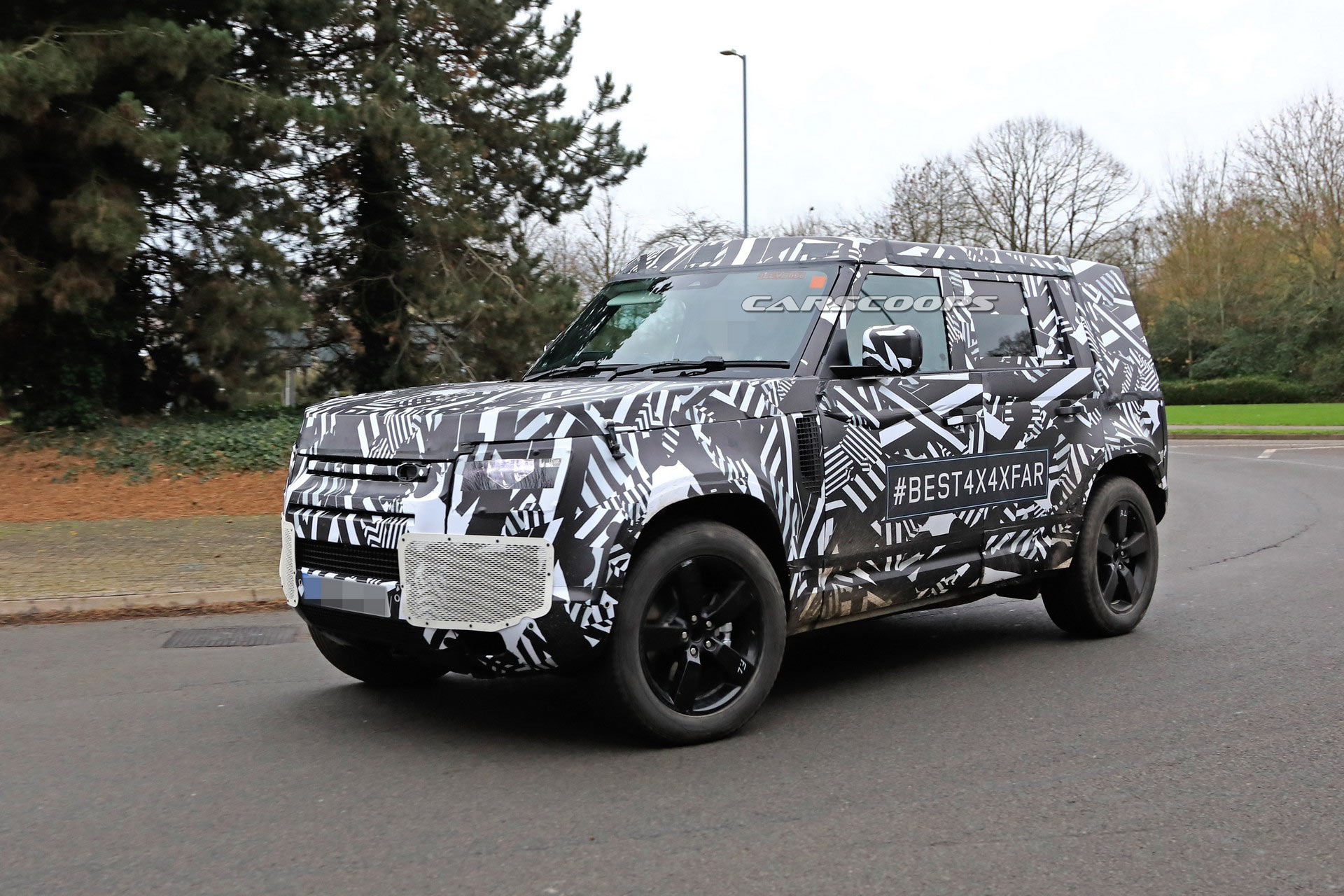 2020-Land-Rover-Defender-21 2020 Land Rover Defender Teased, Could Debut Next Year