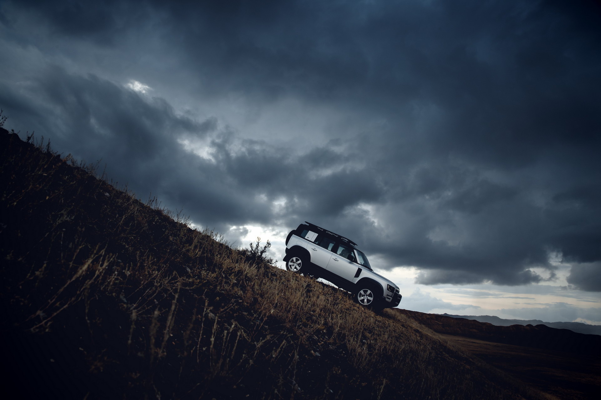 2020 Land Rover Defender Reborn As A Modern 4×4 With Advanced Tech