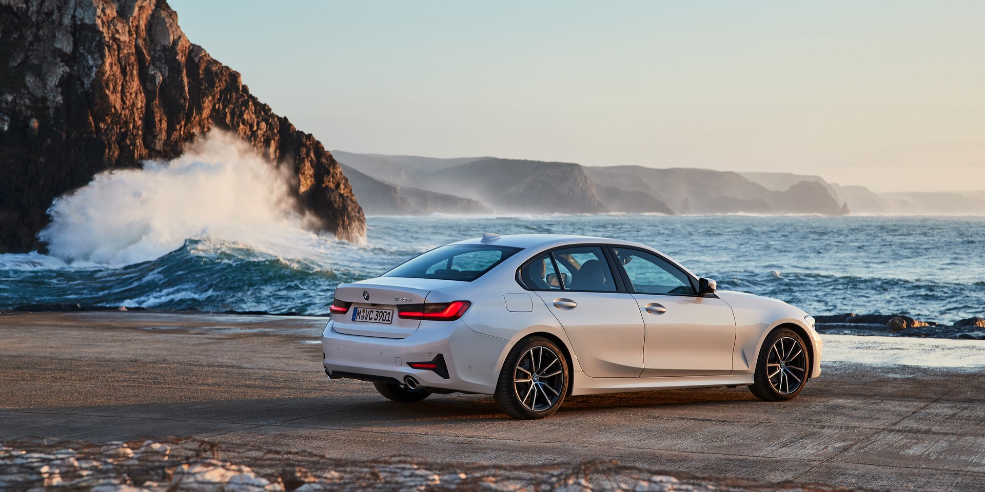 2019 BMW 3-Series-237 First 2019 BMW 3-Series Reviews Are Out (Plus 300+ Photos)