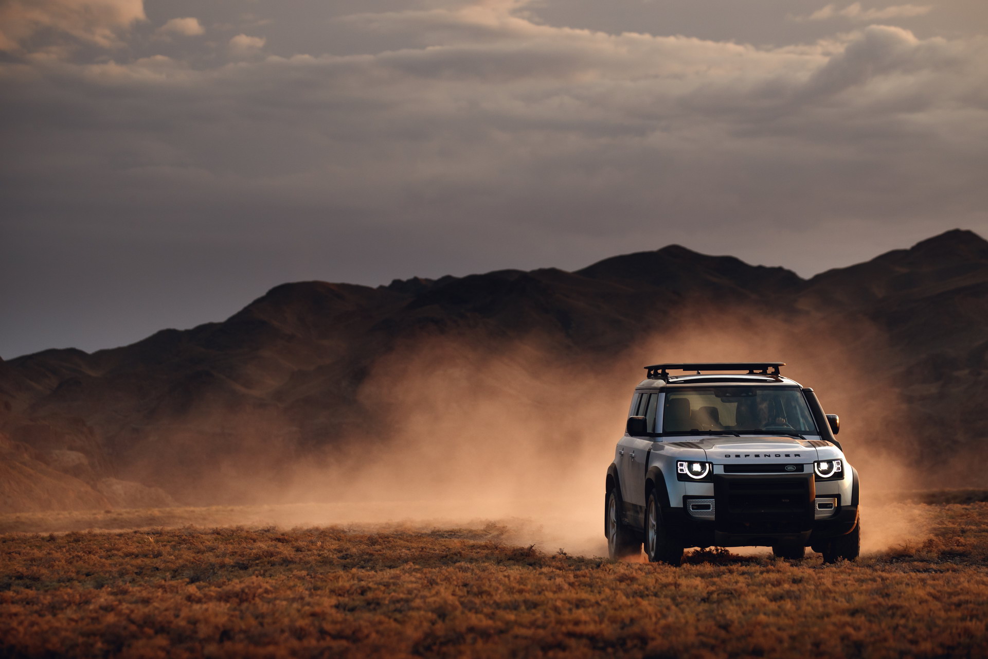2020 Land Rover Defender Reborn As A Modern 4×4 With Advanced Tech