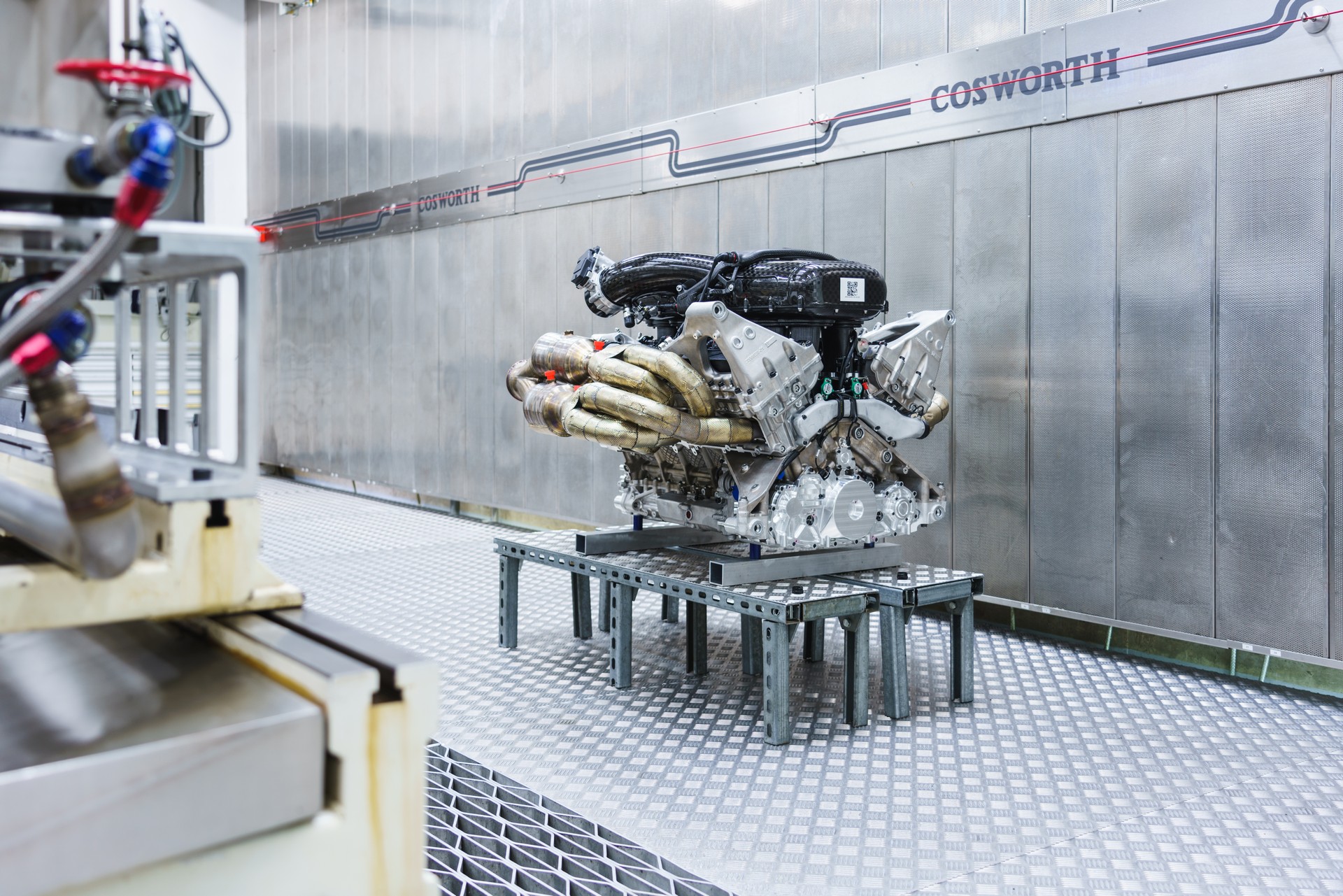 Aston Martin Valkyrie V12 Engine-13 Aston Martin Valkyrie’s Cosworth V12 Will Last For At Least 62,000 Miles, Double AMG’s One