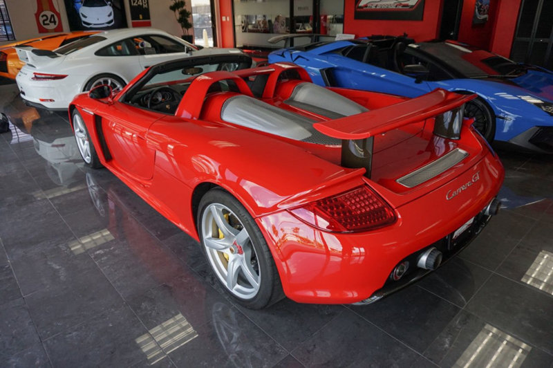 For $900,000, Would You Get A 1973 911 Carrera RS Or A Carrera GT?