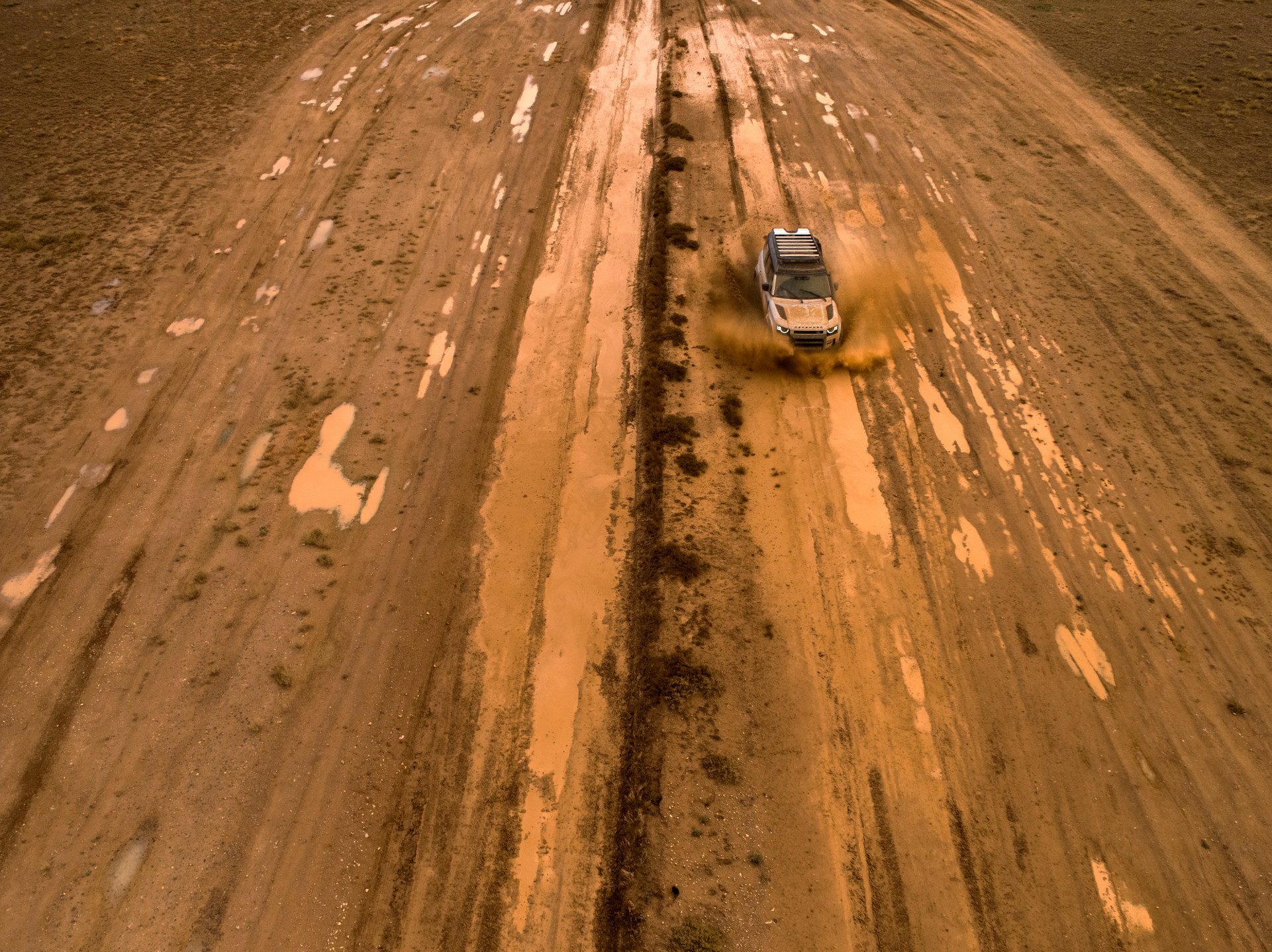 2020 Land Rover Defender Reborn As A Modern 4×4 With Advanced Tech