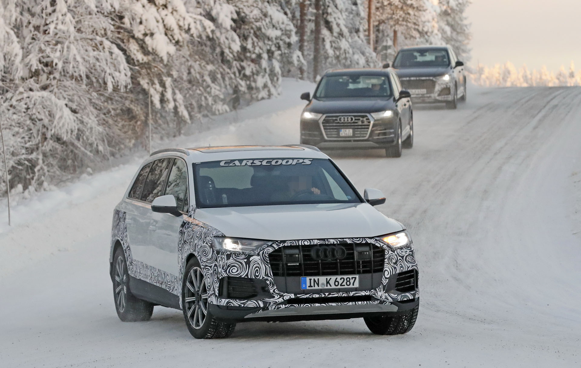 2020-Audi-Q7-SQ7-Facelift-20 2020 Audi Q7 Facelift Spotted Testing On Cold-Weather Conditions