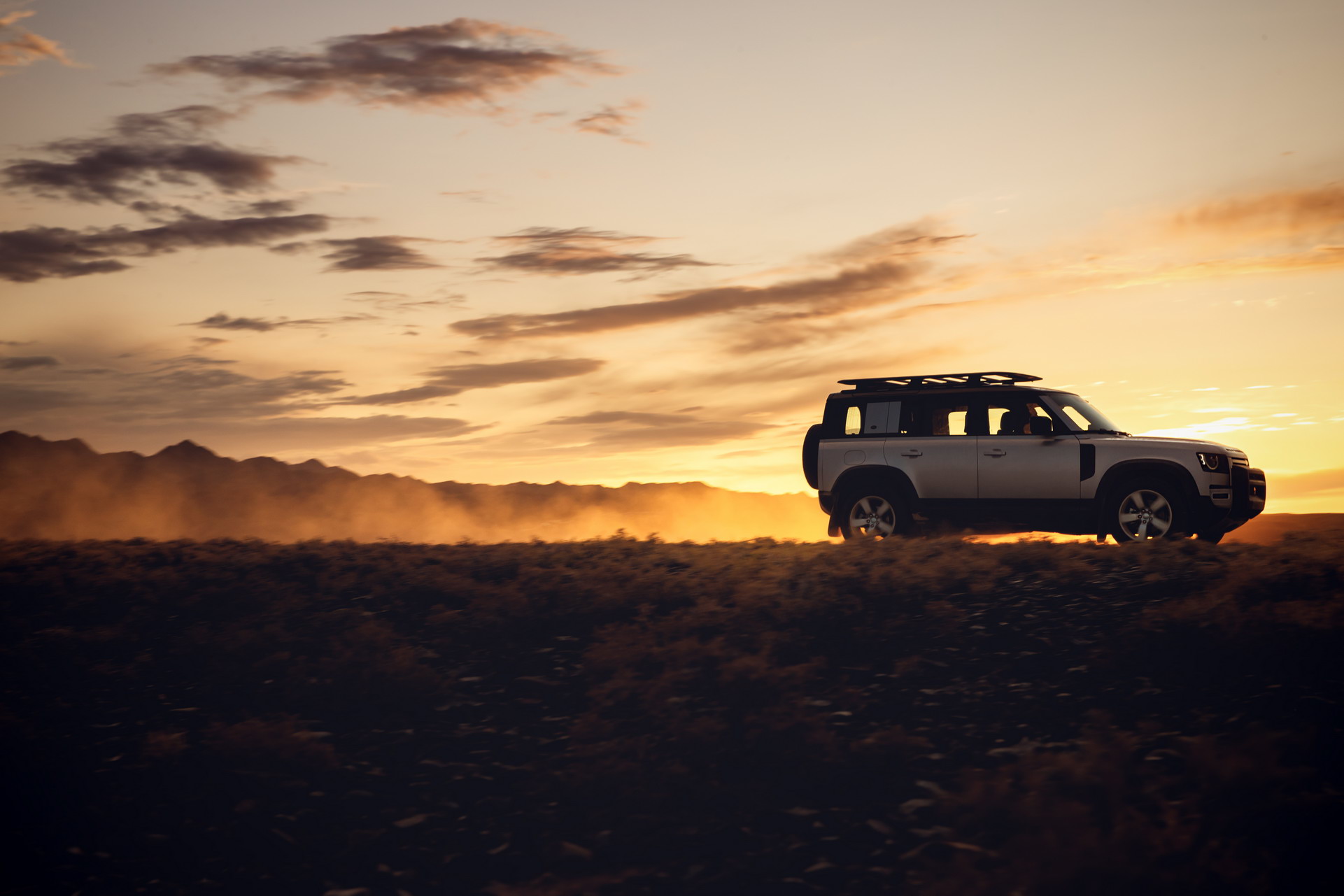2020 Land Rover Defender Reborn As A Modern 4×4 With Advanced Tech