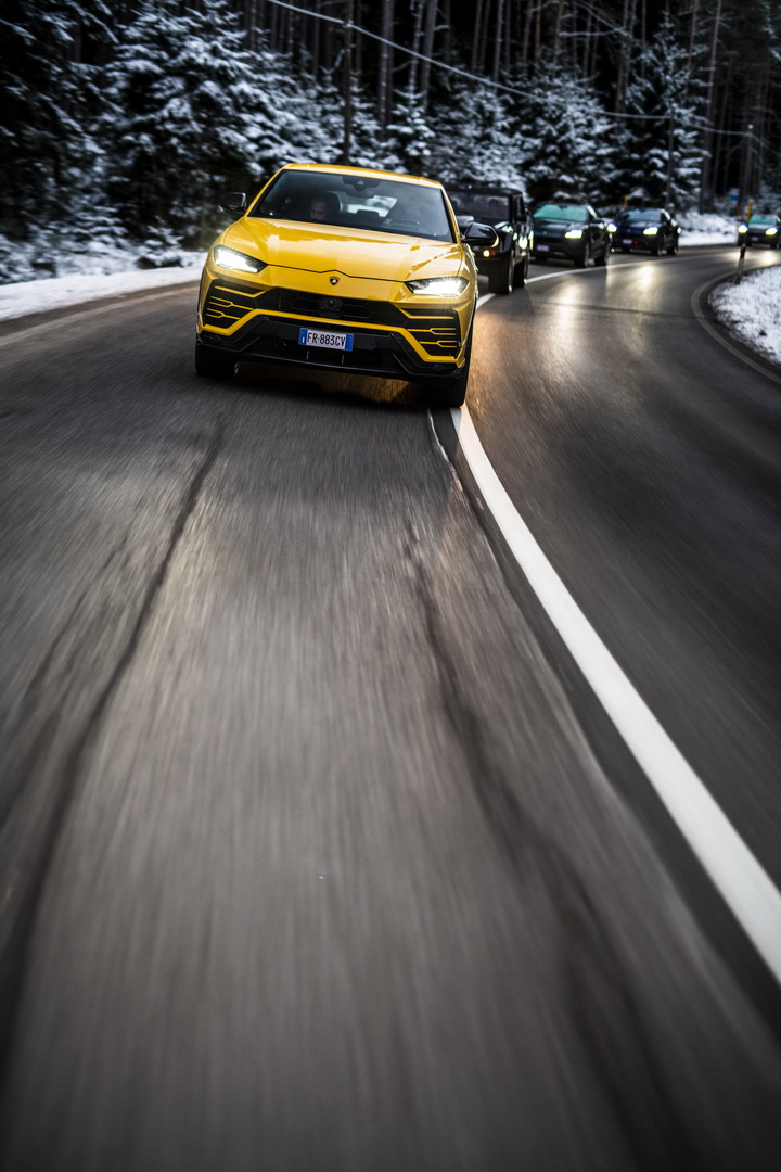 lamborghini urus lm002 93 Lamborghini Urus Convoy Embarks On Special Journey, LM002 Leads The Pack
