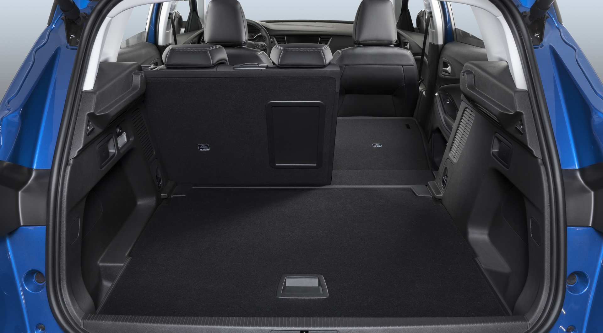 opel grandlanx x 6 Opel Corsa EV, Grandland X PHEV Coming Next Year, New Mokka EV Due In 2020