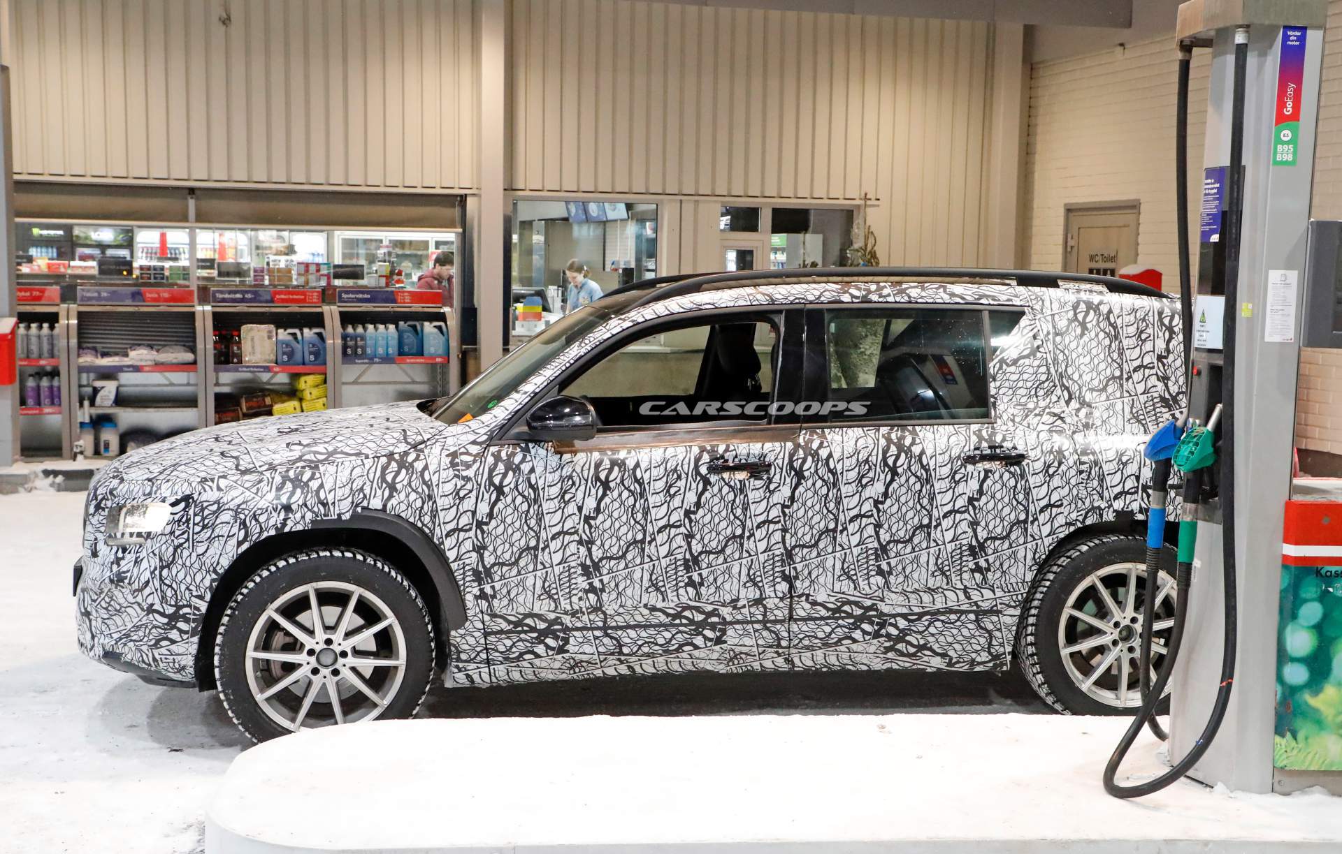 2019 Mercedes GLB spy shots 7 2019 Mercedes GLB: Here’s Our Best Look Yet At Compact SUV’s Interior