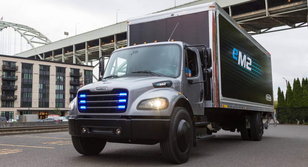  Freightliner’s eM2 Medium-Duty Electric Truck Already On U.S. Roads