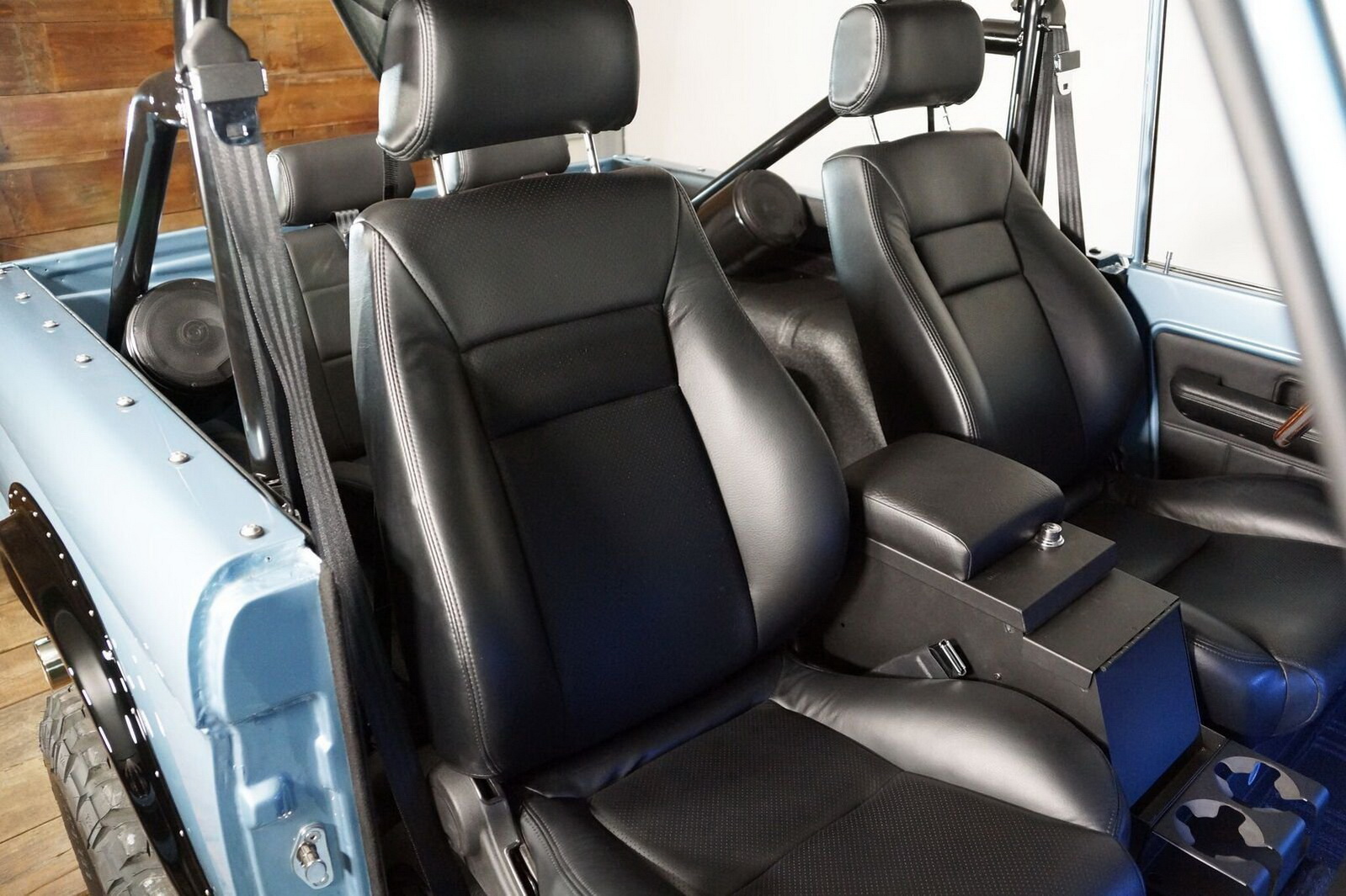 Gateway-Bronco-14 Gateway Bronco Will Sell You A New First-Gen Bronco With Ford’s Blessing