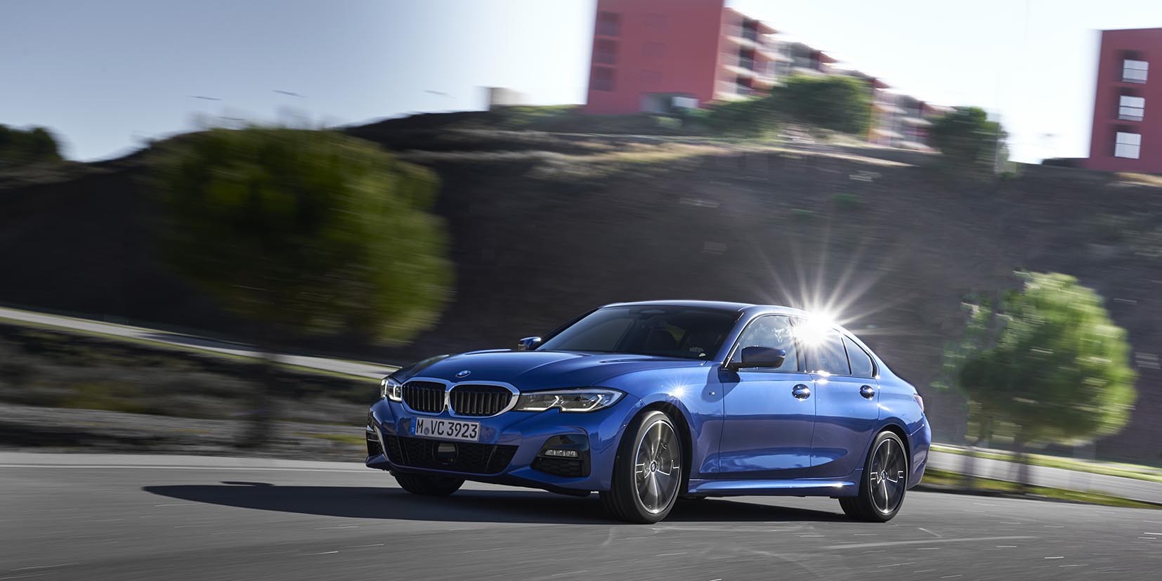 2019 BMW 3-Series-320 First 2019 BMW 3-Series Reviews Are Out (Plus 300+ Photos)
