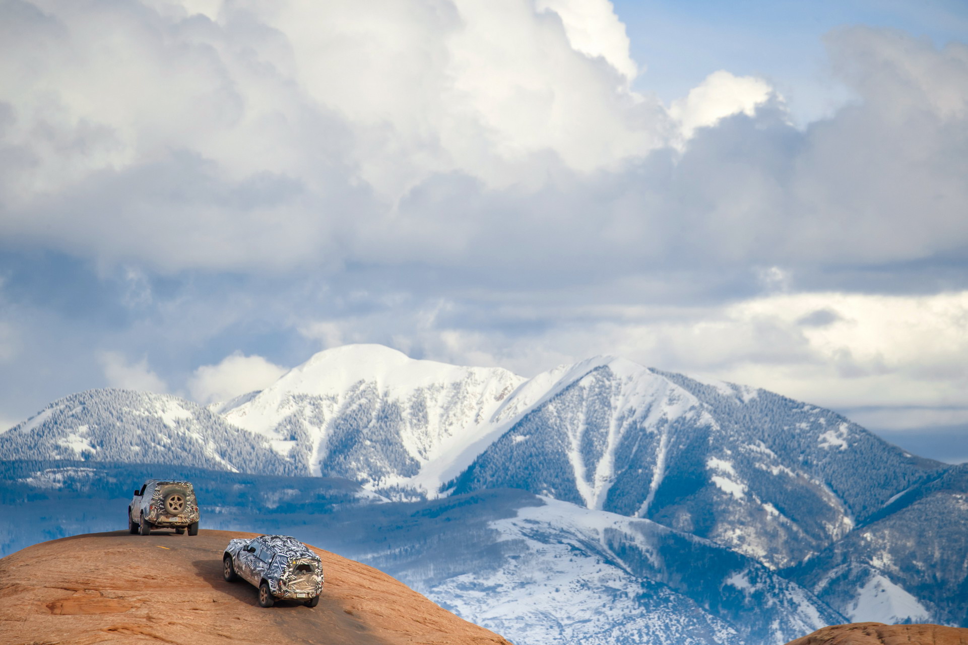 2020 Land Rover Defender Reborn As A Modern 4×4 With Advanced Tech