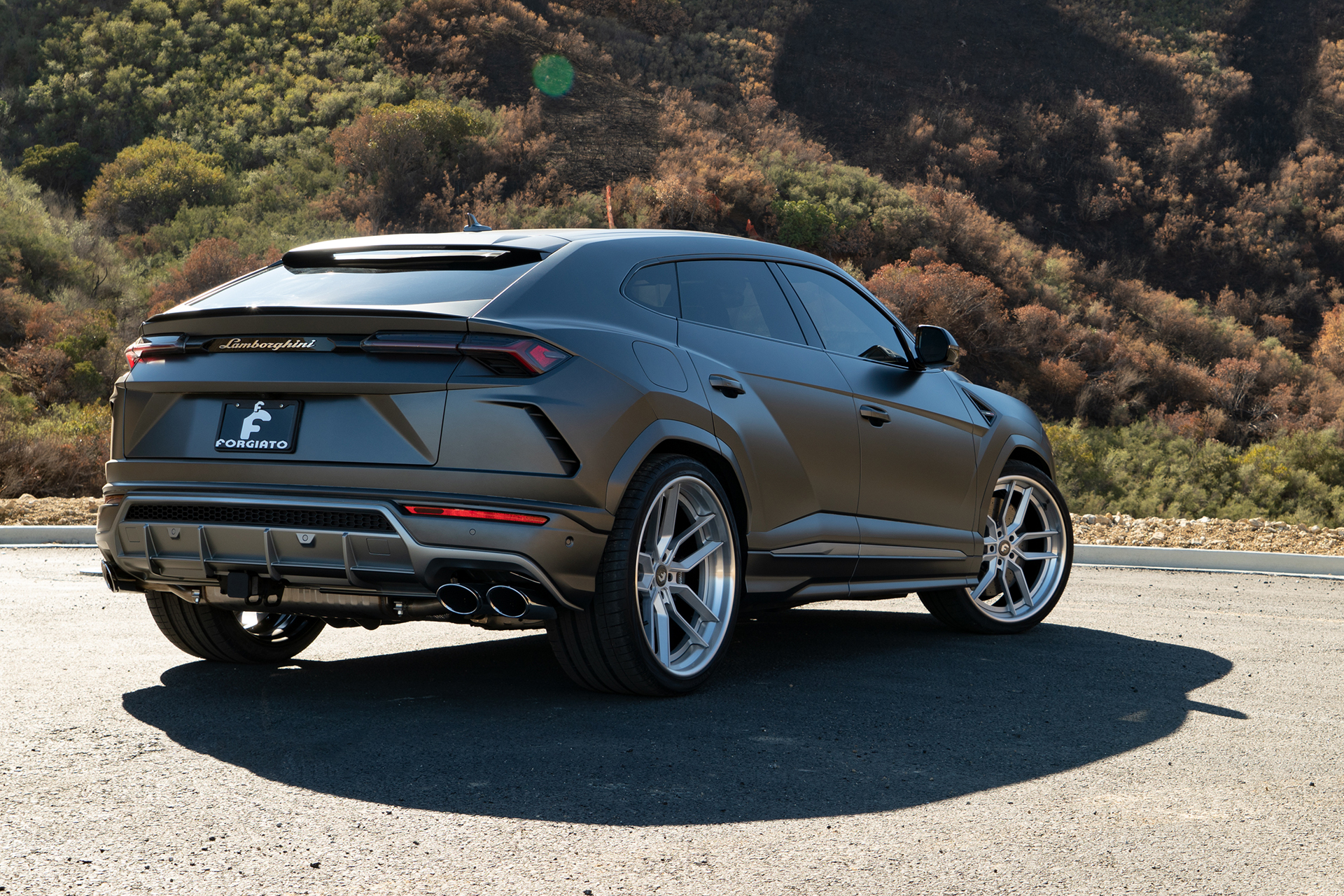 lamborghini urus forgiato custom wheels 2 As If The Lamborghini Urus Wouldn’t Try On 24-inch Rims