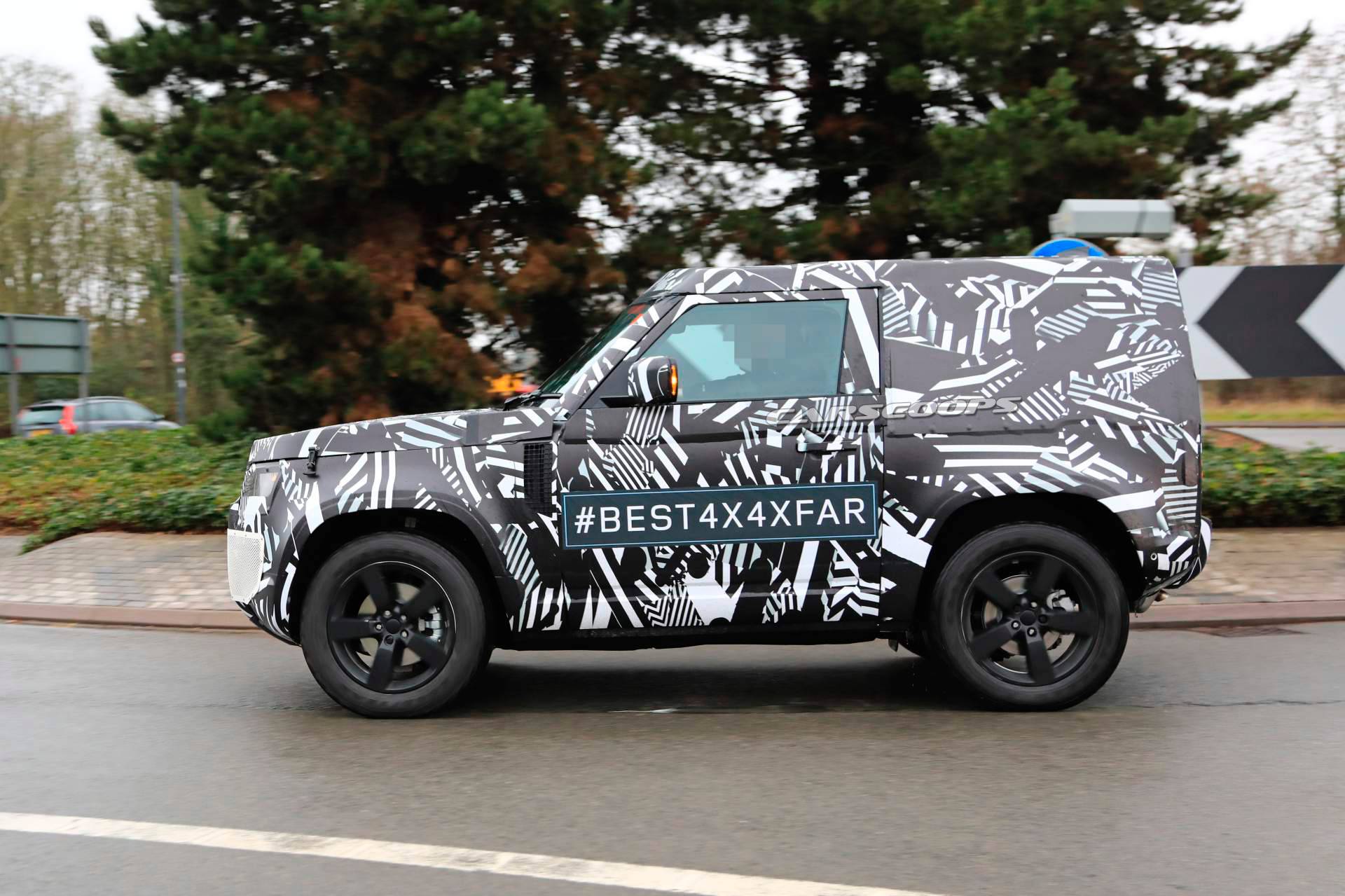 2020 Land Rover Defender 90 spy shots 7 2020 Land Rover Defender 90 With 3-Doors And SWB Will Be The Most Playful Of All