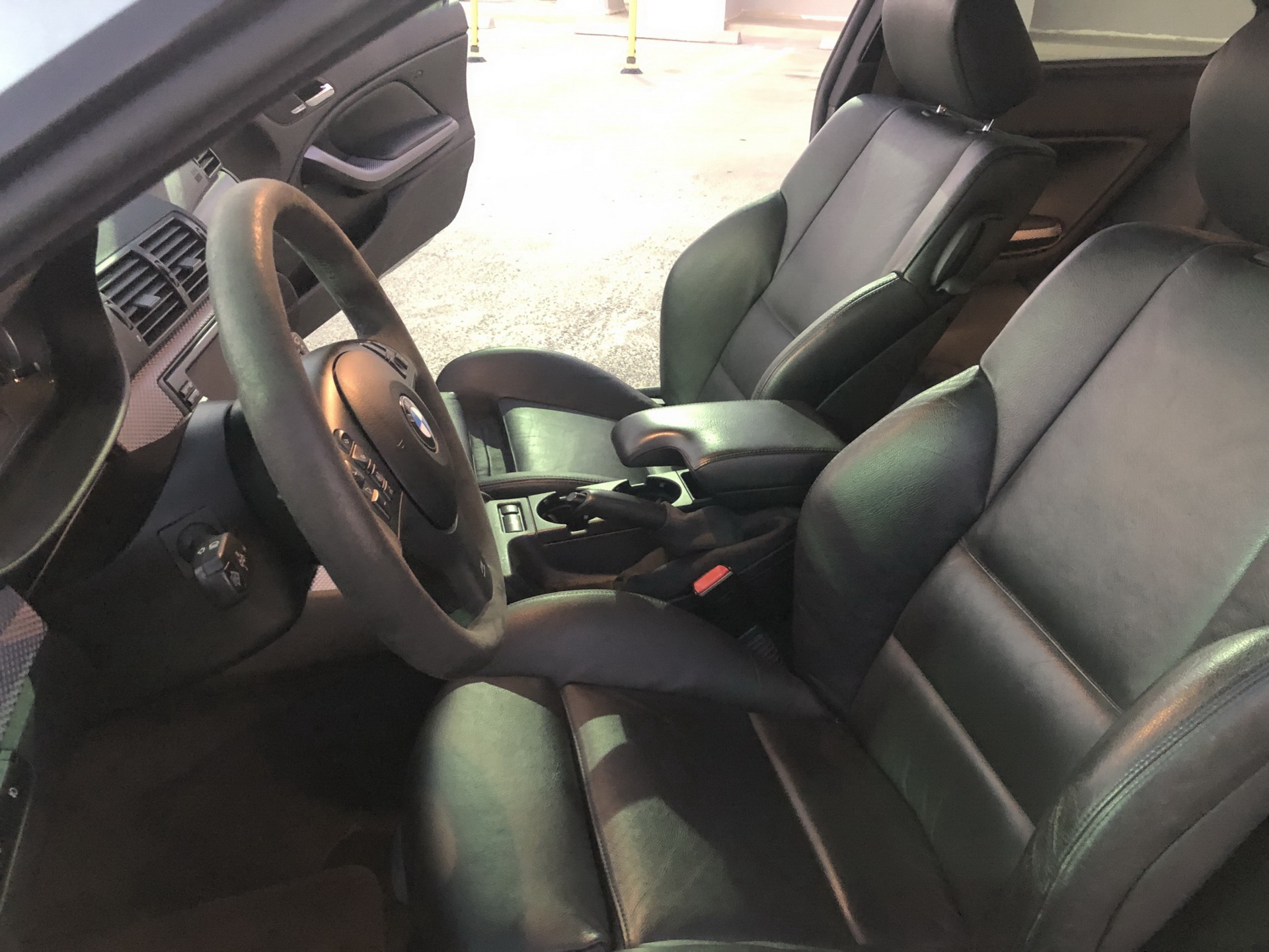 BMW-330ci-ZHP-09 Looking For The E46 Sweet Spot? 2004 BMW 330Ci ZHP Requires Your Attention