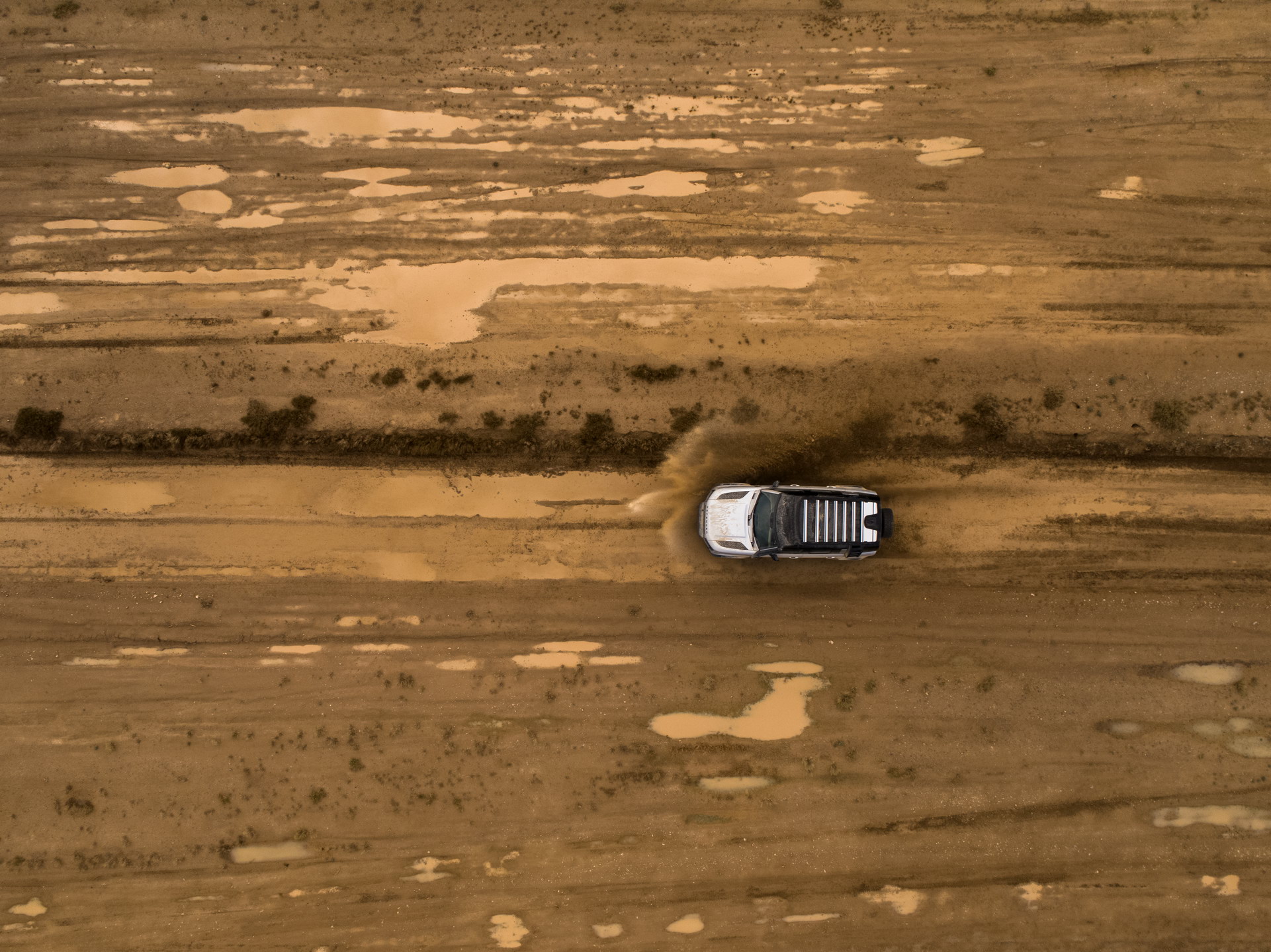 2020 Land Rover Defender Reborn As A Modern 4×4 With Advanced Tech