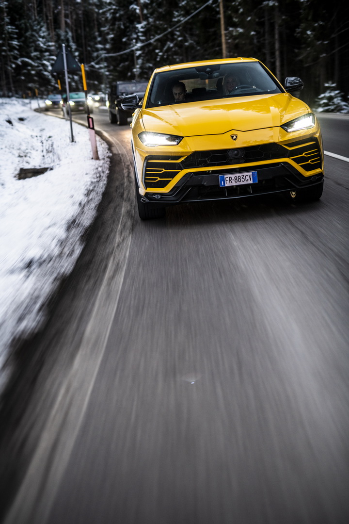 lamborghini urus lm002 94 Lamborghini Urus Convoy Embarks On Special Journey, LM002 Leads The Pack