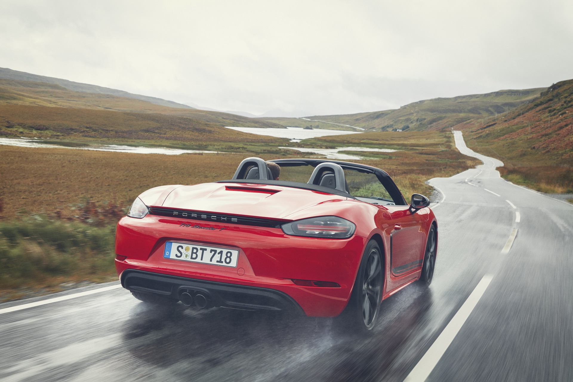 New Porsche 718 T 9 New Porsche 718 T Boxster And Cayman Bring Some Zing To 4-Cylinder Turbo Range