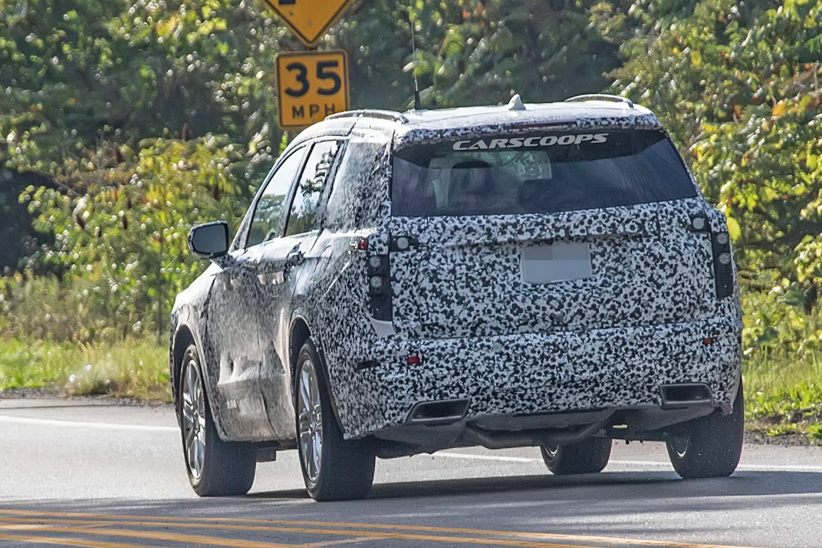 2020 cadillac xt6 12 2020 Cadillac XT6 Shows Its Escala-Inspired Face Ahead Its Debut This Weekend