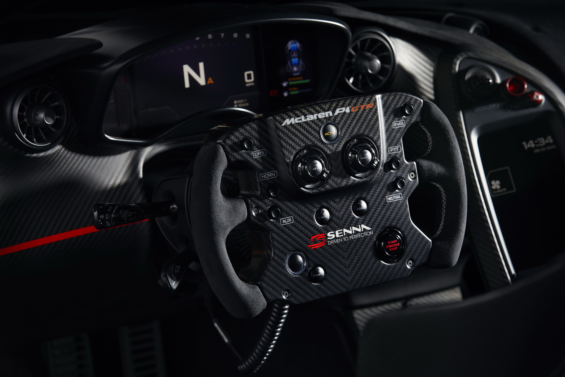 mclaren p1 gtr mso senna tribute 6 Bespoke McLaren P1 GTR MSO Pays Tribute To Senna’s 1st Title