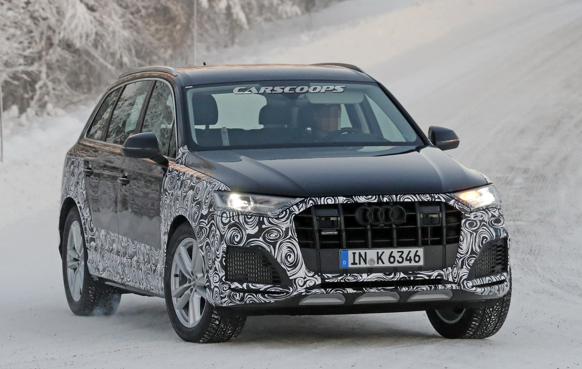 2020-Audi-Q7-SQ7-Facelift-29 2020 Audi Q7 Facelift Spotted Testing On Cold-Weather Conditions