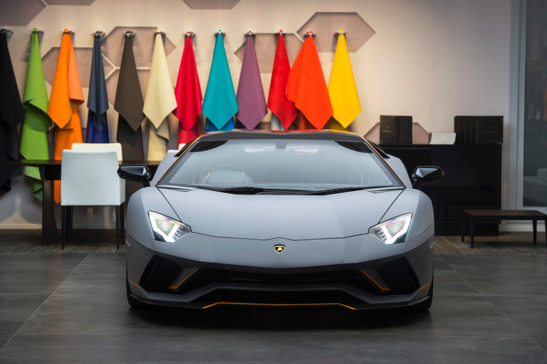 Lamborghini Aventador S 2 Buy $38 Million Miami Penthouse, Get Rolls-Royce Cullinan And Lambo Aventador S “For Free”