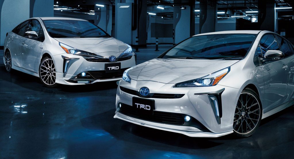  TRD Gives Facelifted Toyota Prius Some Visual Clout