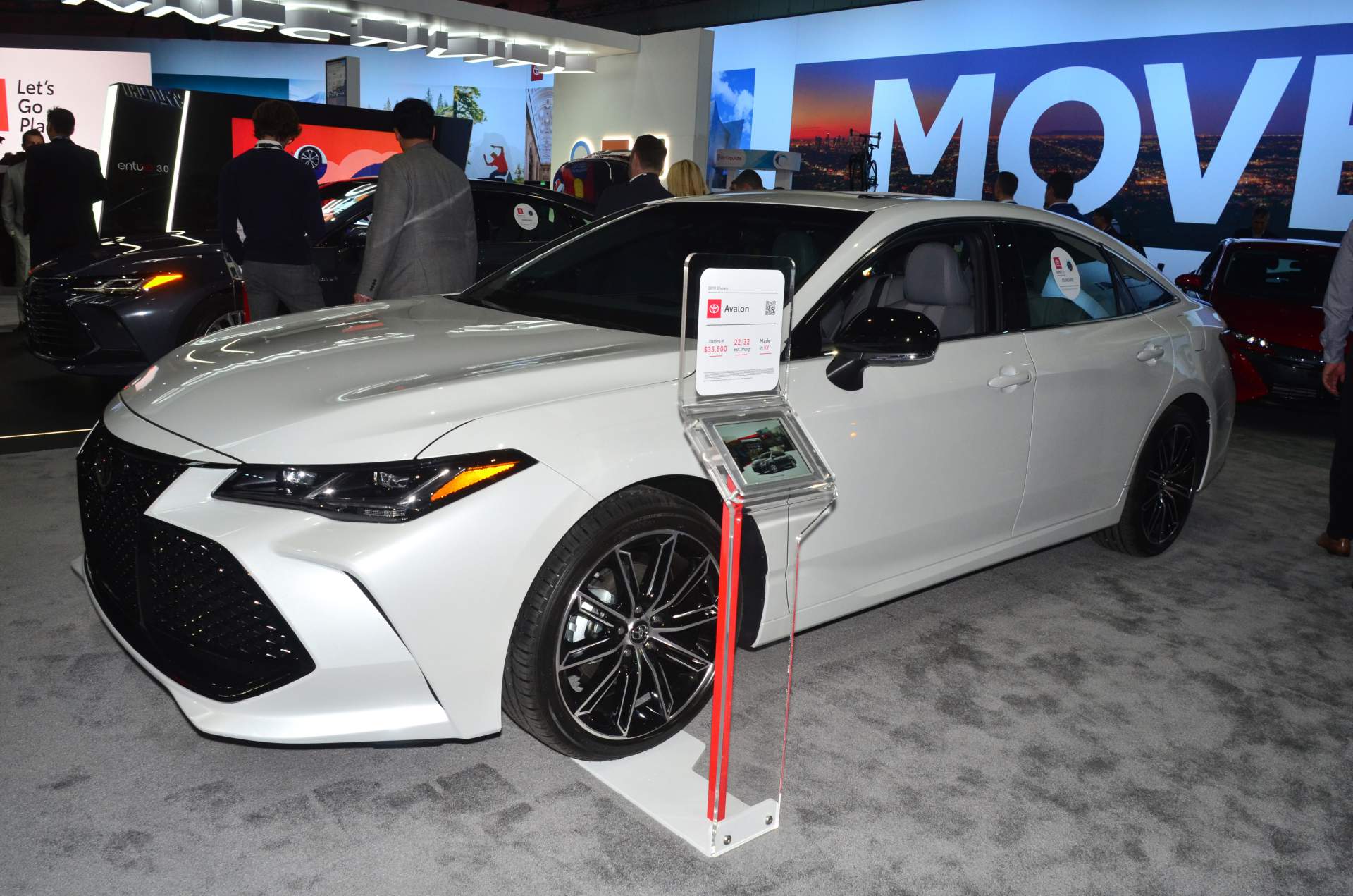 2019 Toyota Avalon 3 Toyota USA CEO Says Lineup Will Always Be Passenger Car-Biased