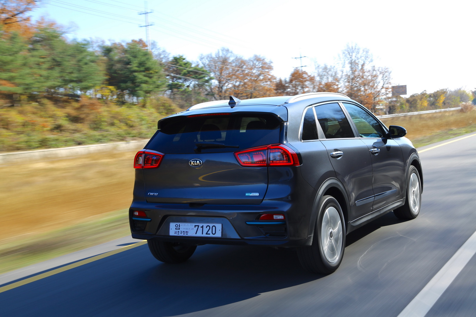 2019 kia e-niro 20 Kia Announces e-Niro First Edition UK Specs, Pricing Starts At £32,995