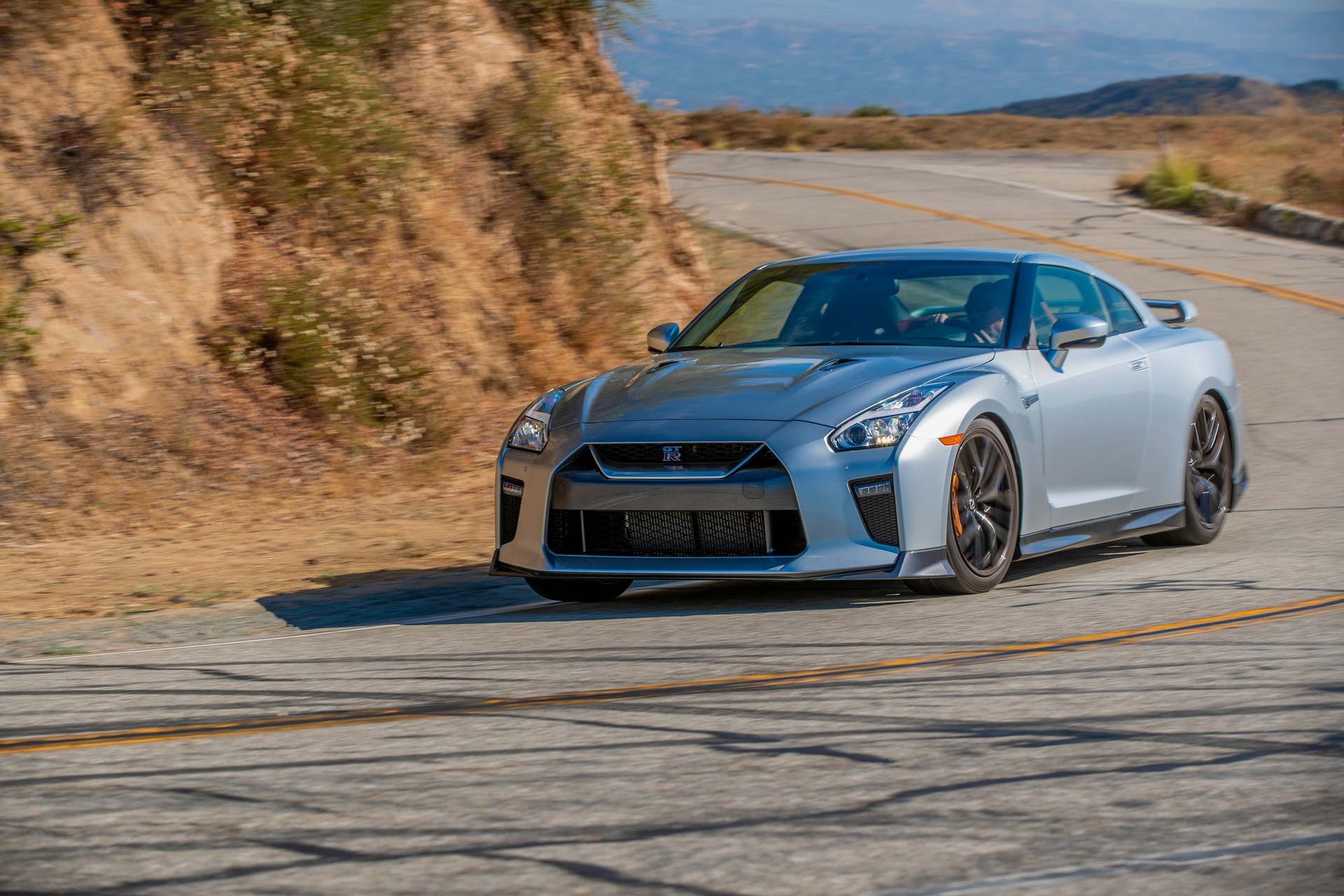 2019 Nissan GT-R-4 2019 Nissan GT-R Lands In U.S. Dealerships For A Tad Under $100,000