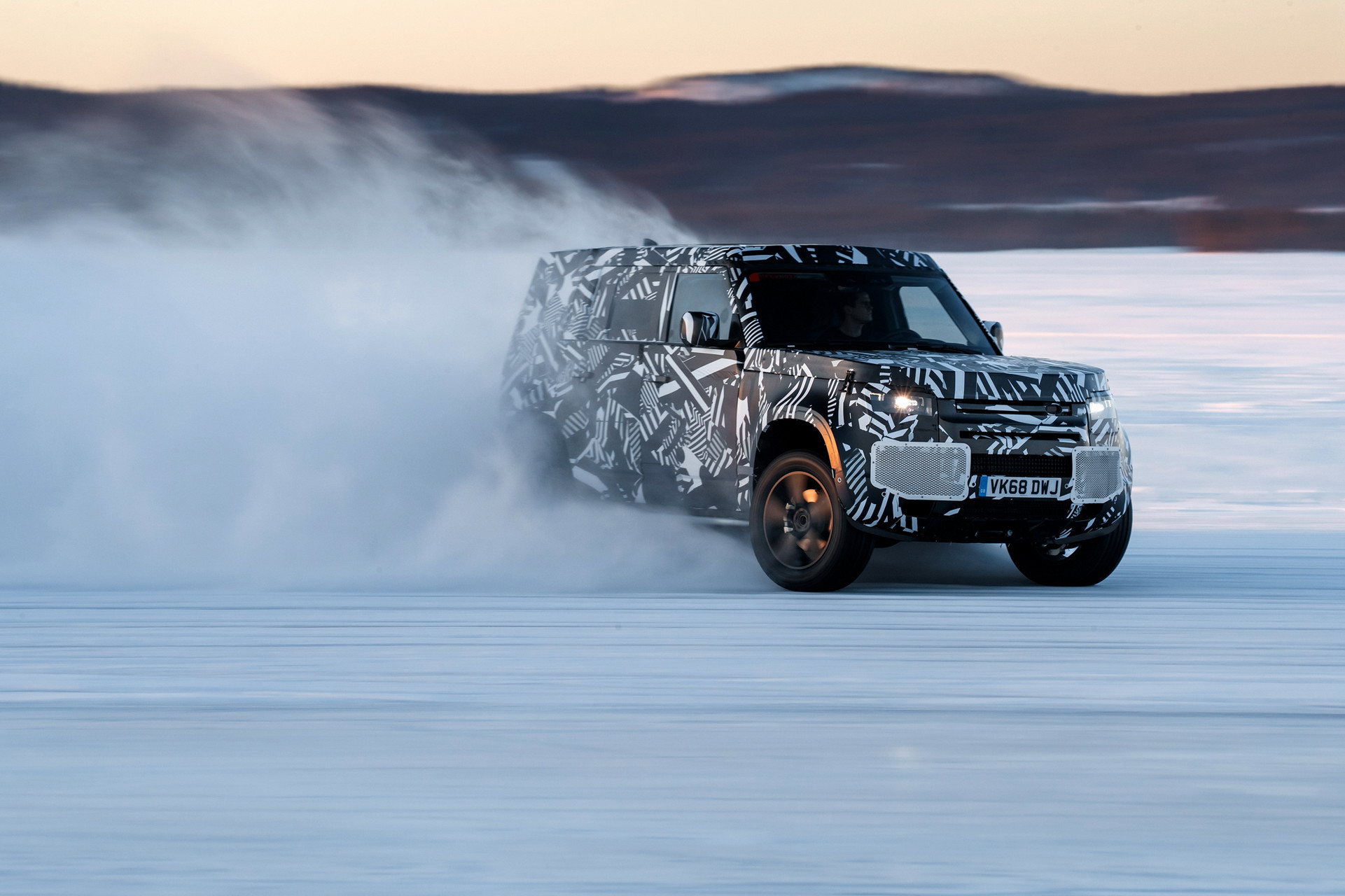 2020 Land Rover Defender Reborn As A Modern 4×4 With Advanced Tech