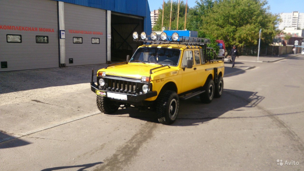 lada niva 6x6 1 Custom Lada Niva 6×6 Pickup Is A Poor Man’s Mercedes-AMG G63 6×6