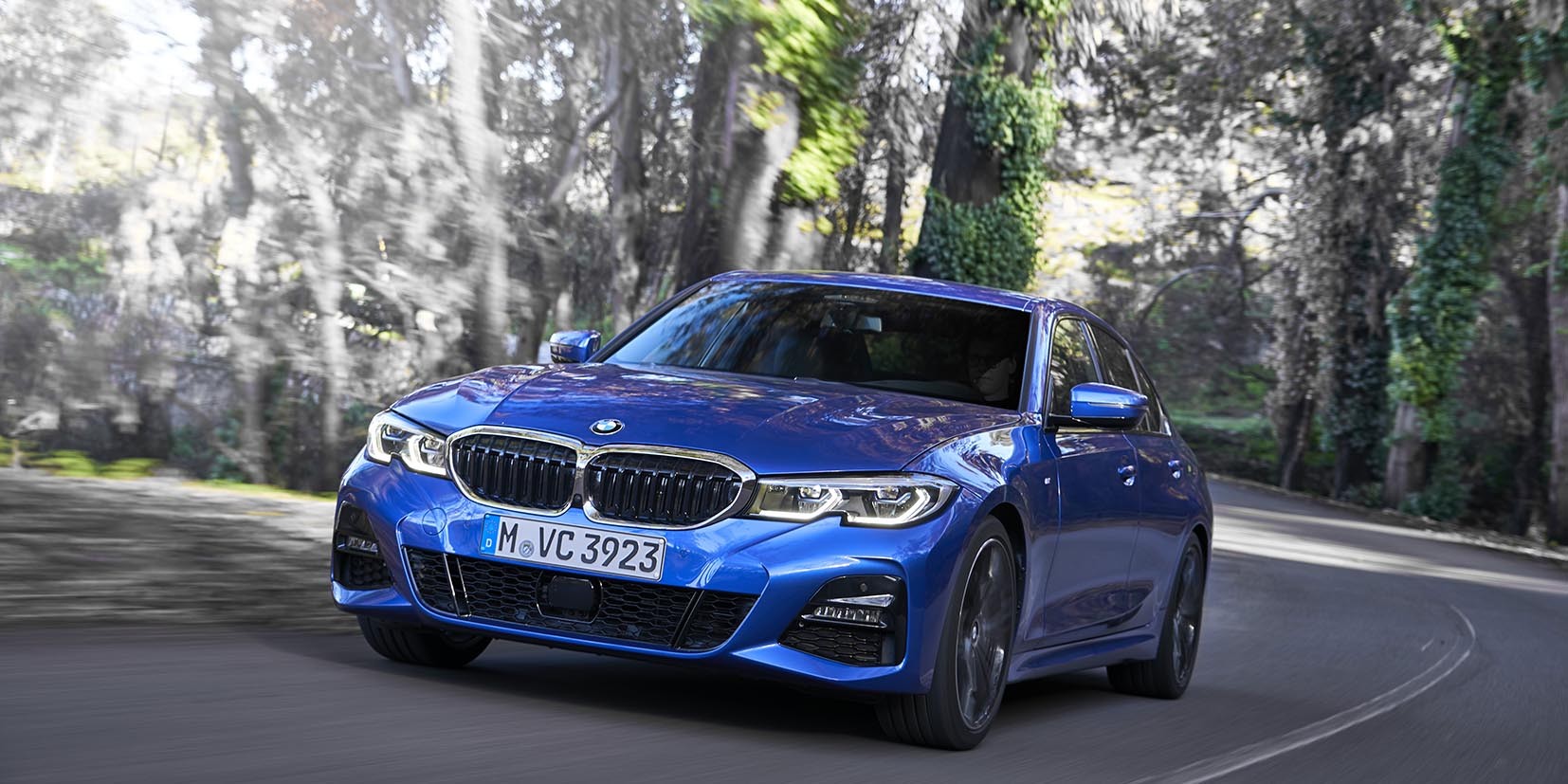 2019 BMW 3-Series-323 New BMW 3-Series’ Notched Headlights Were Inspired By The E46