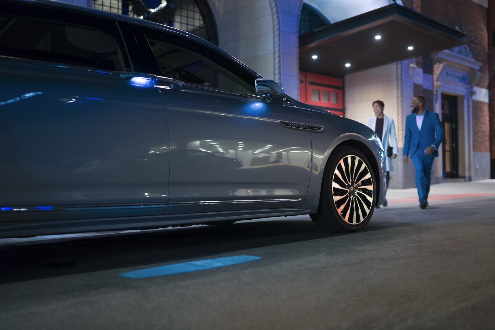 2019 lincoln continental 80th anniversary coach door edition 9 Lincoln Coach Door Continental Will Be Suicide On Your Wallet As Prices Start Over $100,000
