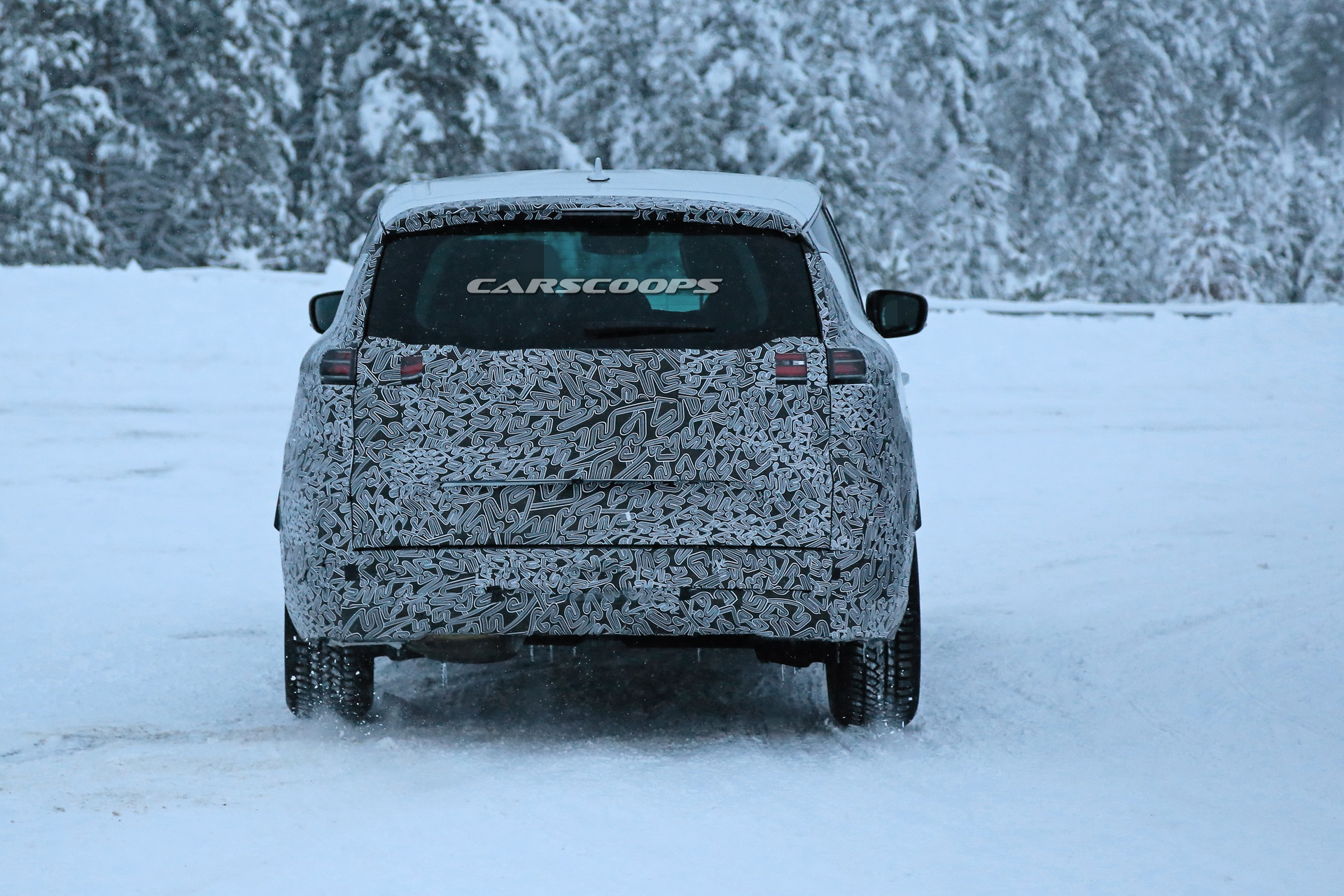 2020 renault espace facelift spy 9 Facelifted Renault Espace Spotted Near Arctic Circle