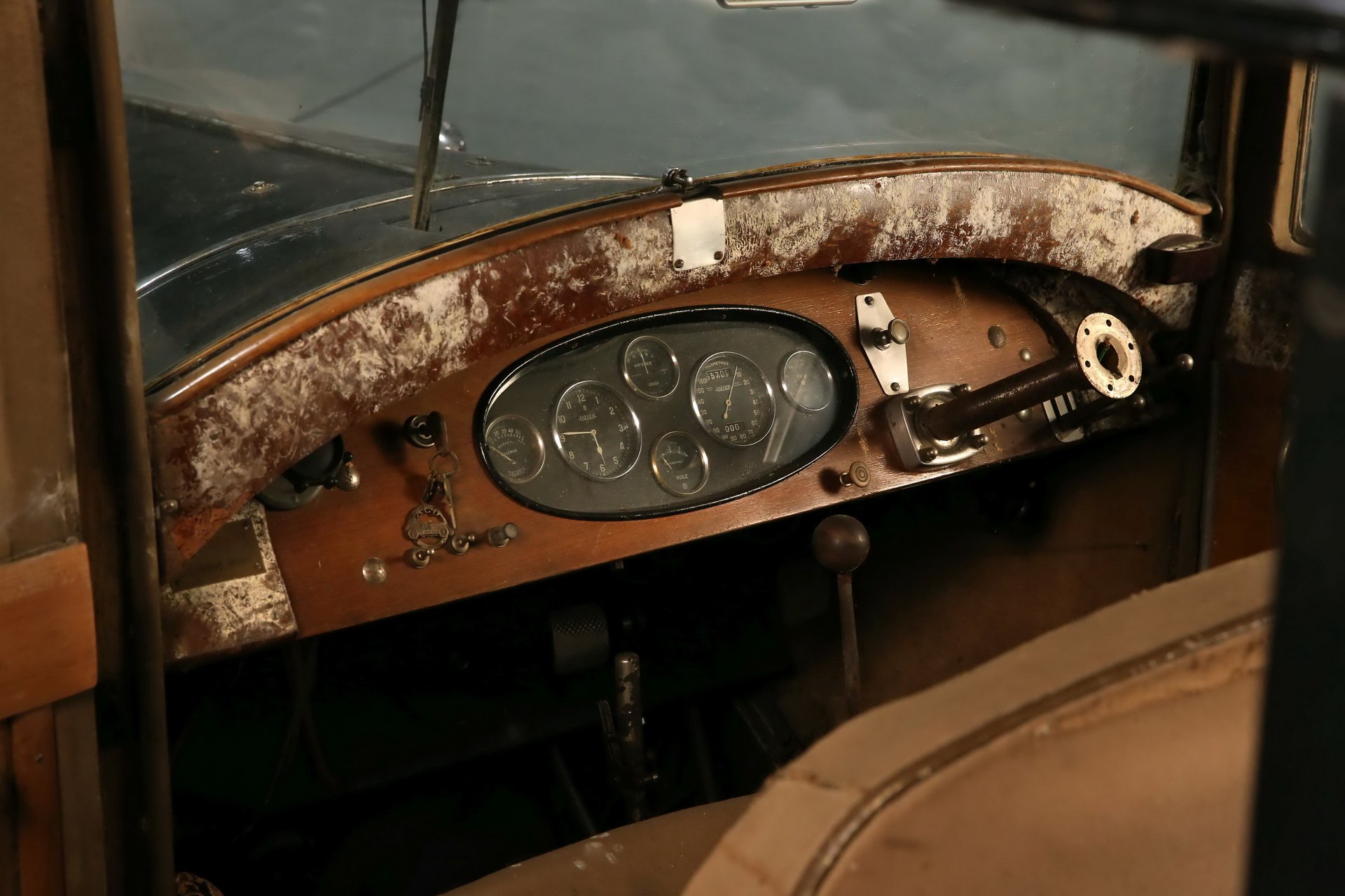 1932-Bugatti-Type-49-Berline-04 Amazing Million-Dollar Bugatti Collection Uncovered In Poor Artist’s Barn